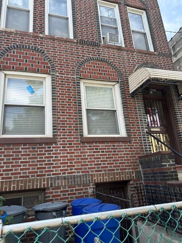 #2 photo, 474 Suydam Street, Brooklyn , NY 11237