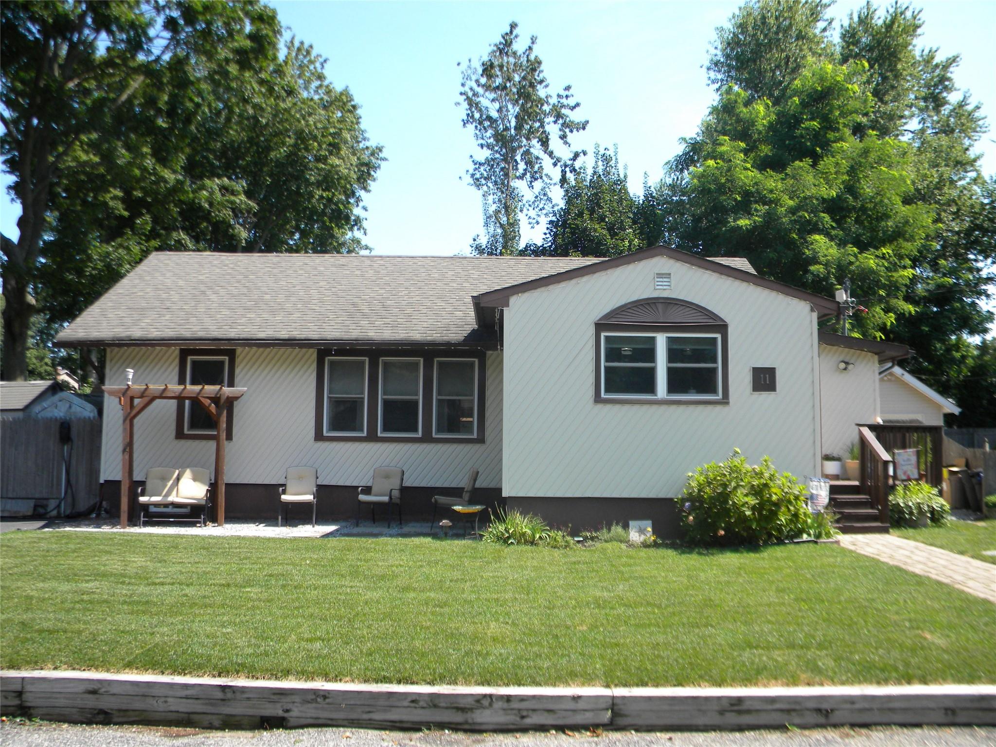 #1 photo, 11 Oswego Place, Lake Ronkonkoma , NY 11779