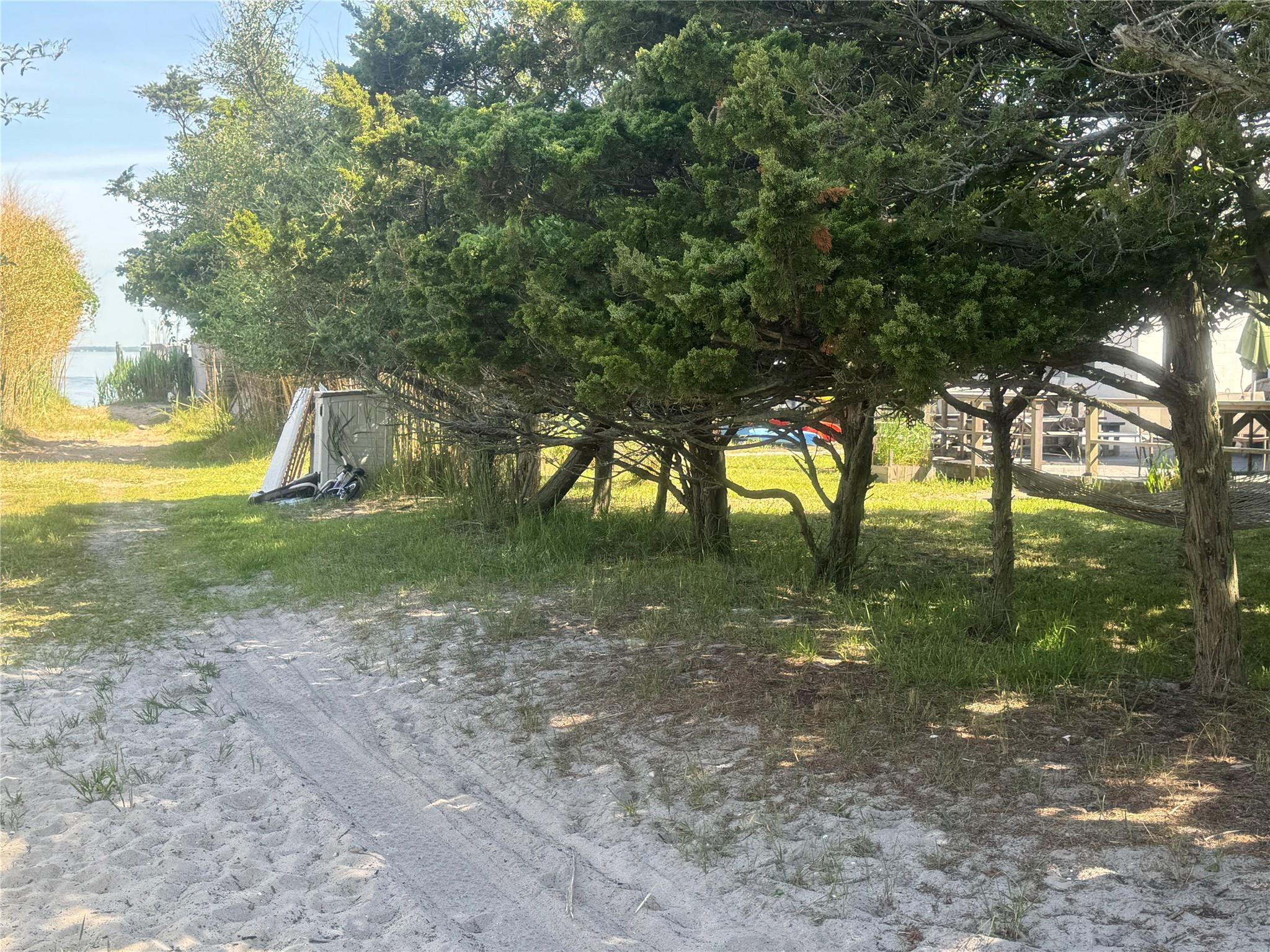 #5 photo, 5 Compass, Ocean Beach , NY 11770