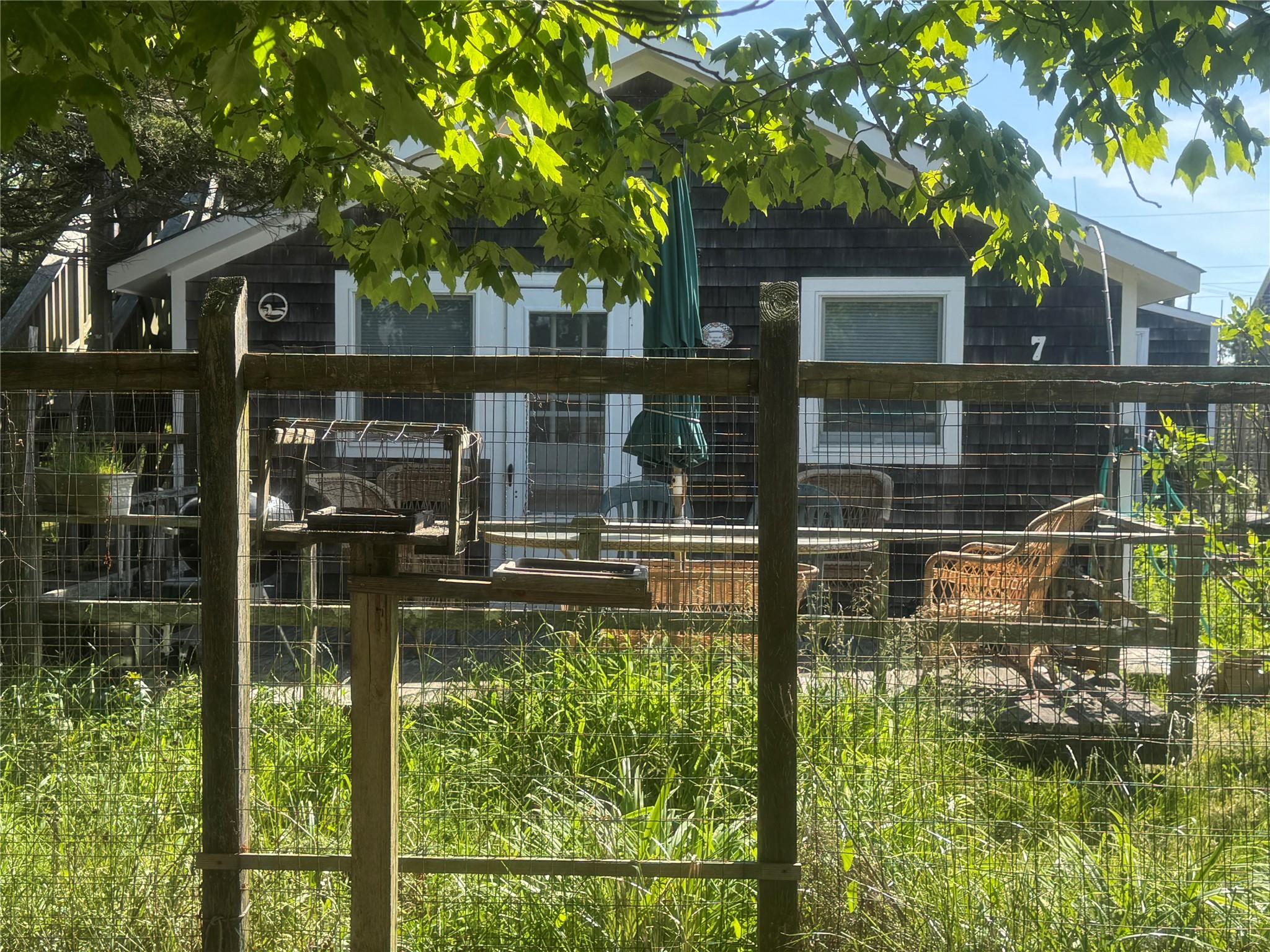 #6 photo, 5 Compass, Ocean Beach , NY 11770