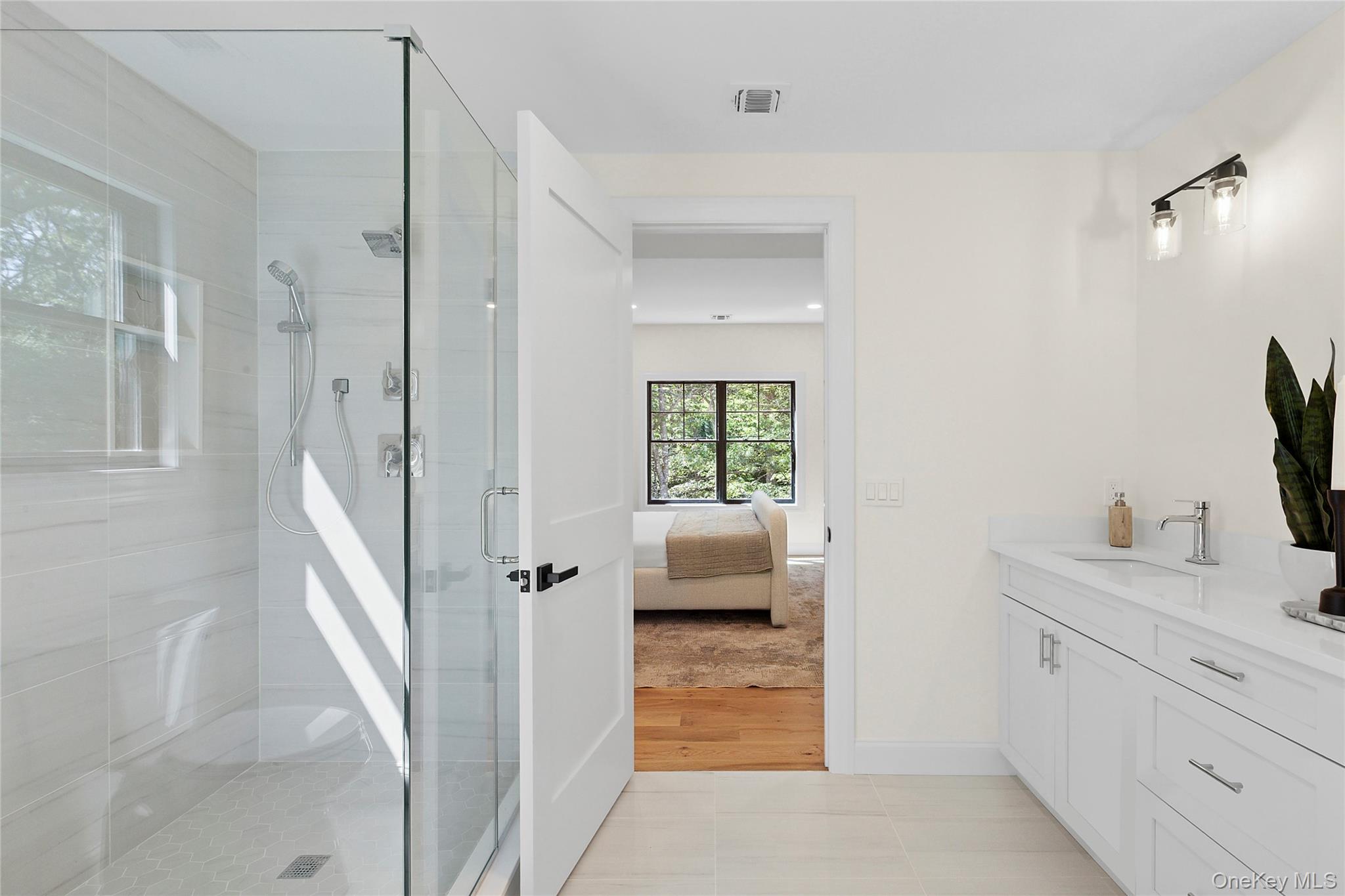 #15 photo, 33 Delavan Street, 東長島 汉普顿 East Hampton , NY 11937