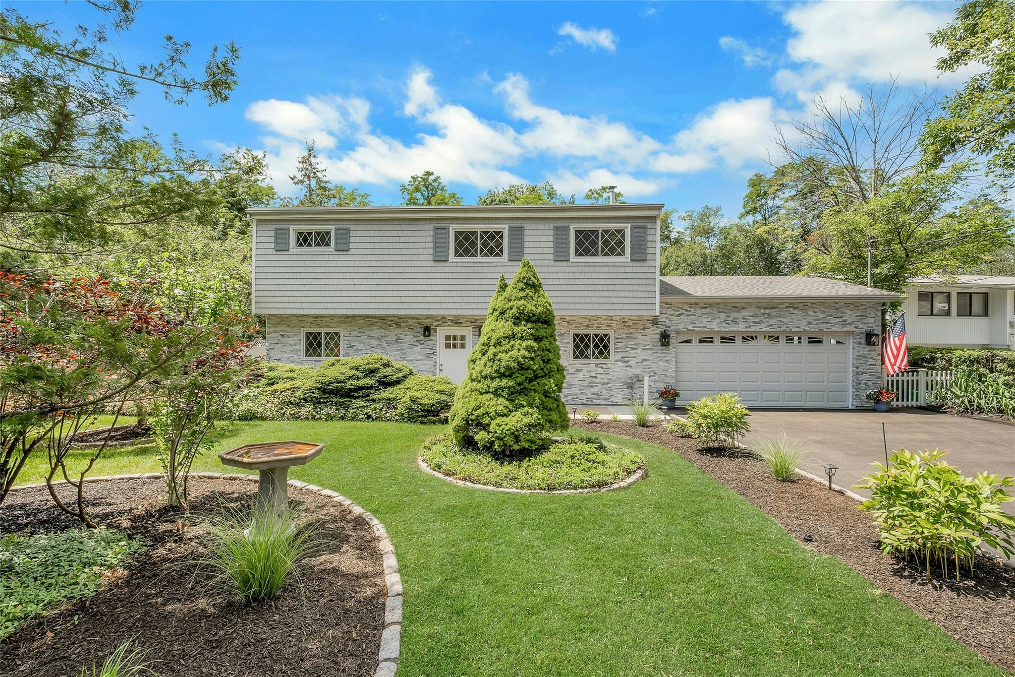 #1 photo, 77 Greenwood Lane, White Plains , NY 10607
