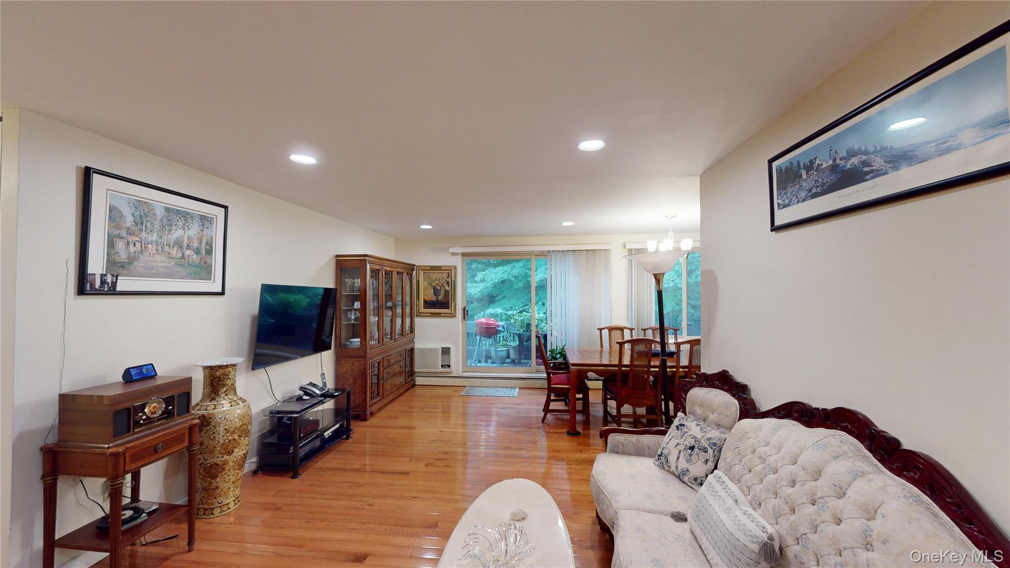 #5 photo, 2 Fountain Lane, Scarsdale , NY 10583