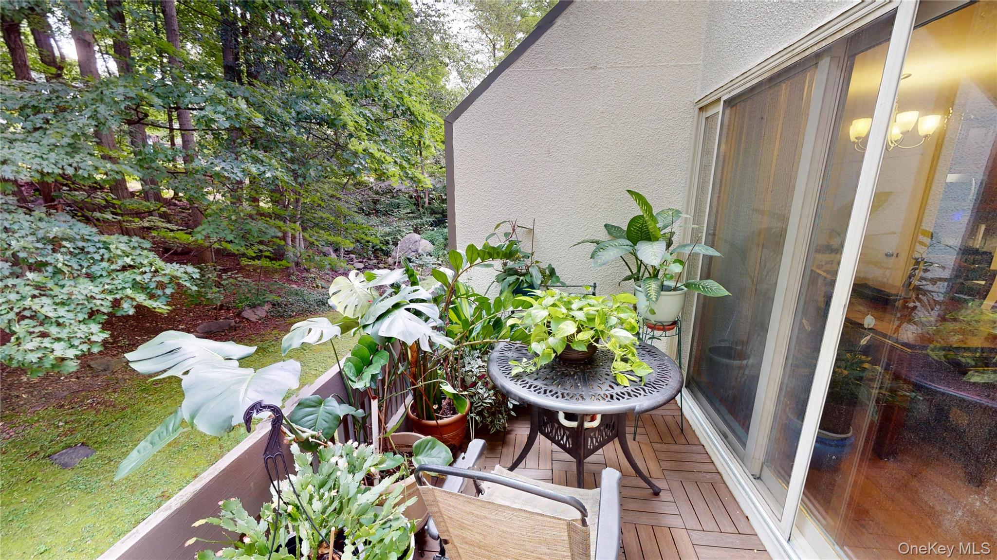 #8 photo, 2 Fountain Lane, Scarsdale , NY 10583