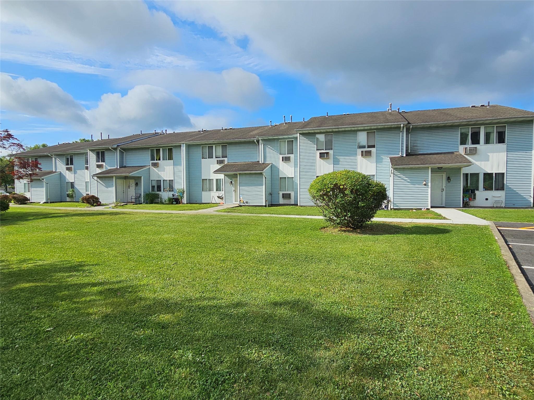 #2 photo, 25 Ruth Court, 뉴욕주 Middletown , NY 10940