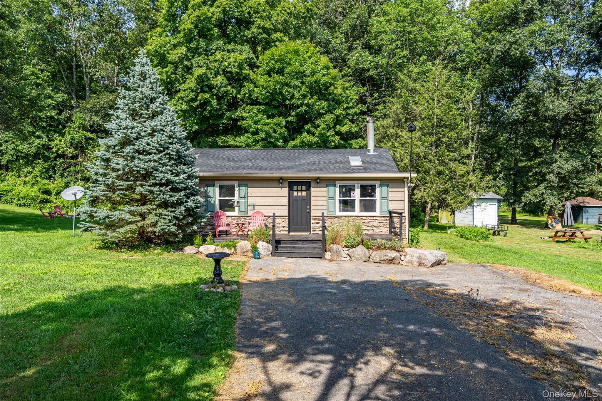 #1 photo, 331 Lake Shore Drive, 纽约州 Pine Bush , NY 12566