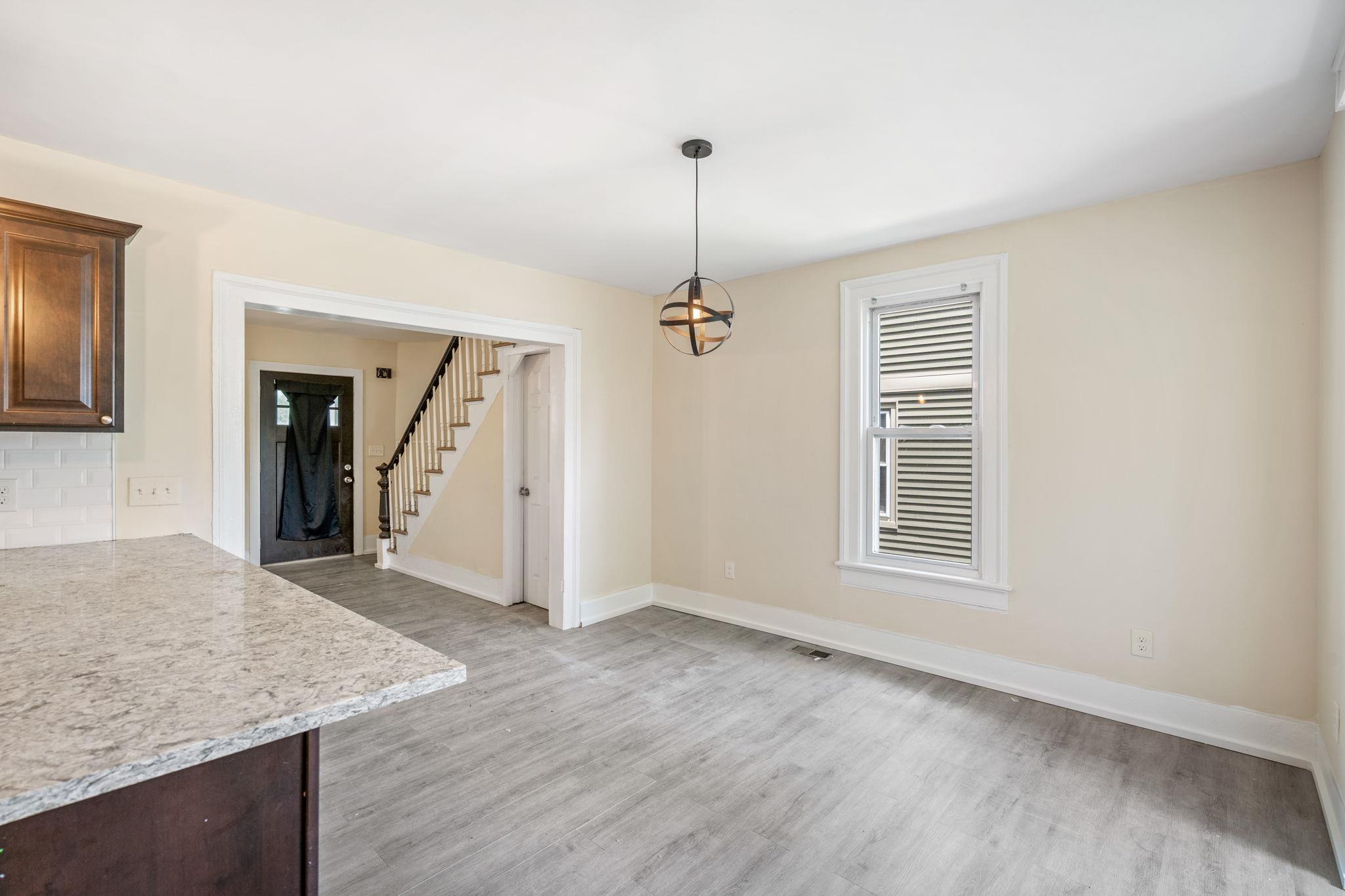 #8 photo, 5 Mills Avenue, Middletown , NY 10940