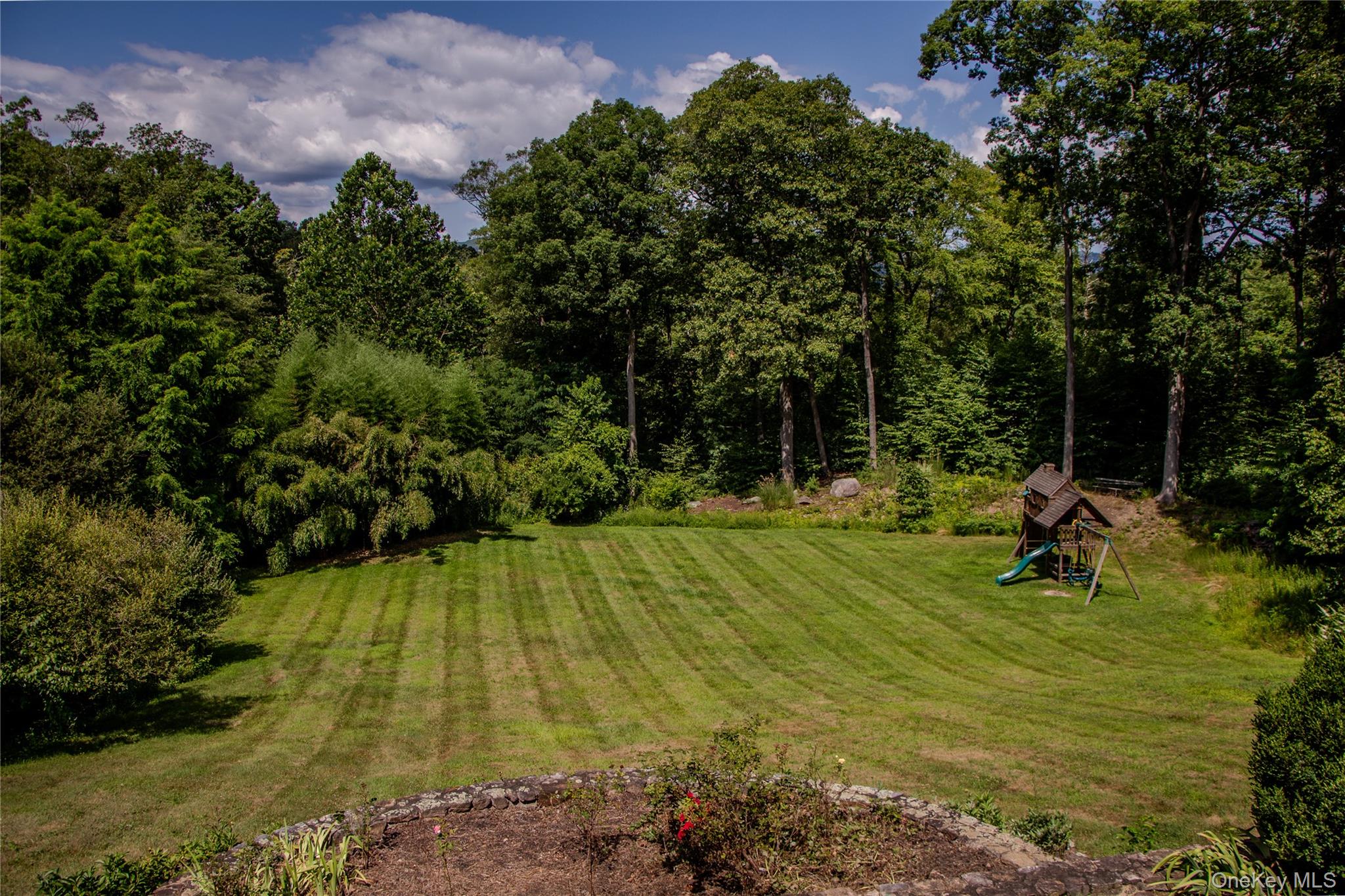 #17 photo, 14 Ledge Rock Court, Garrison , NY 10524