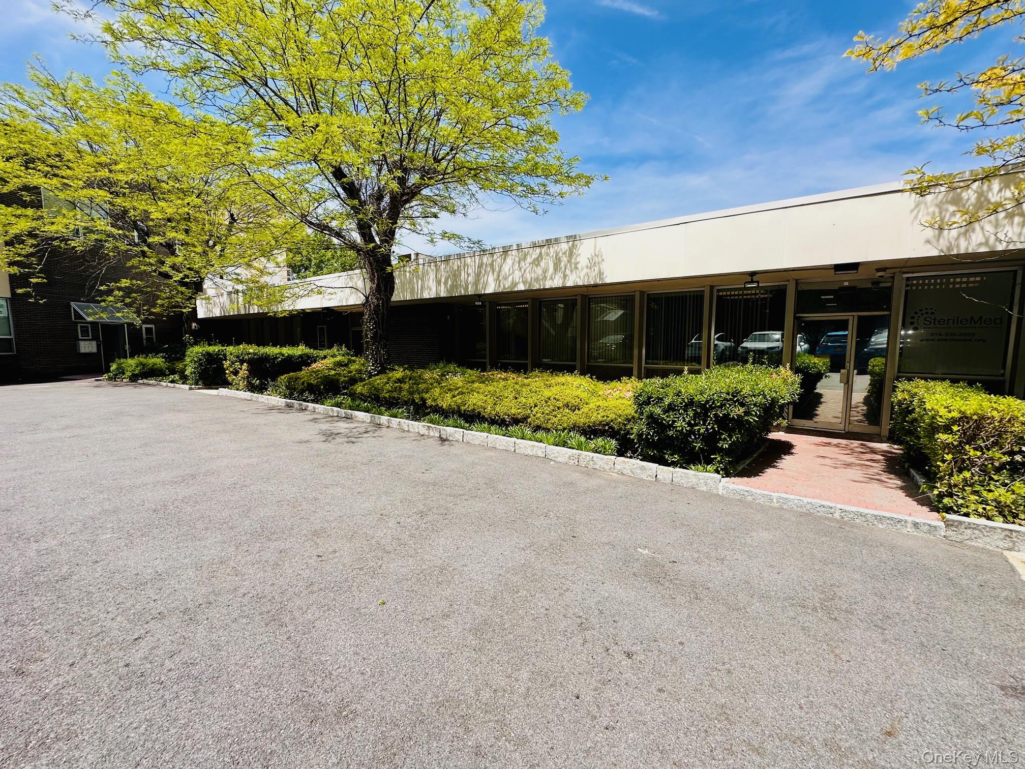 #3 photo, 77 Tarrytown Road, White Plains , NY 10607