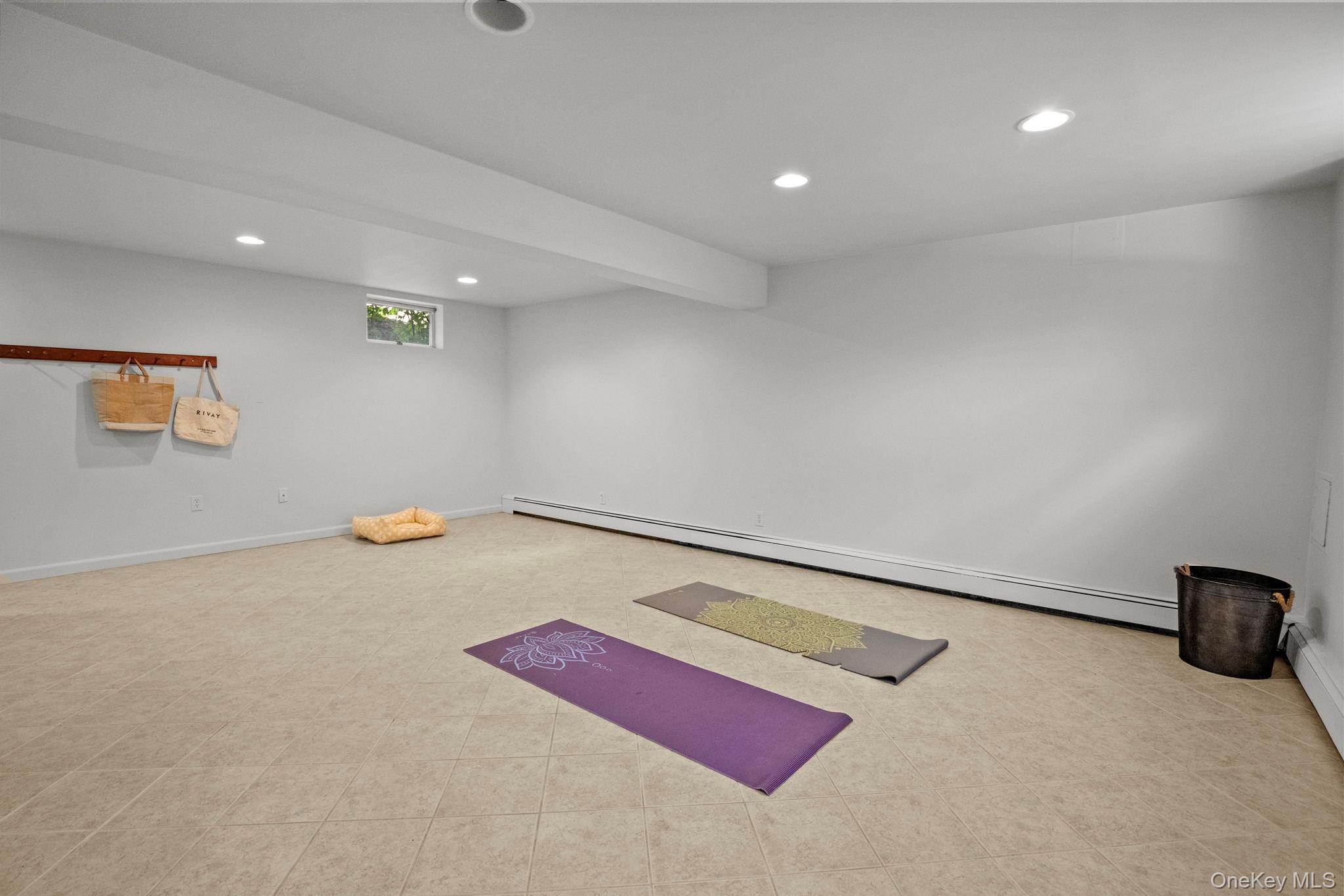 #12 photo, 25 Maple Avenue, Chappaqua , NY 10514