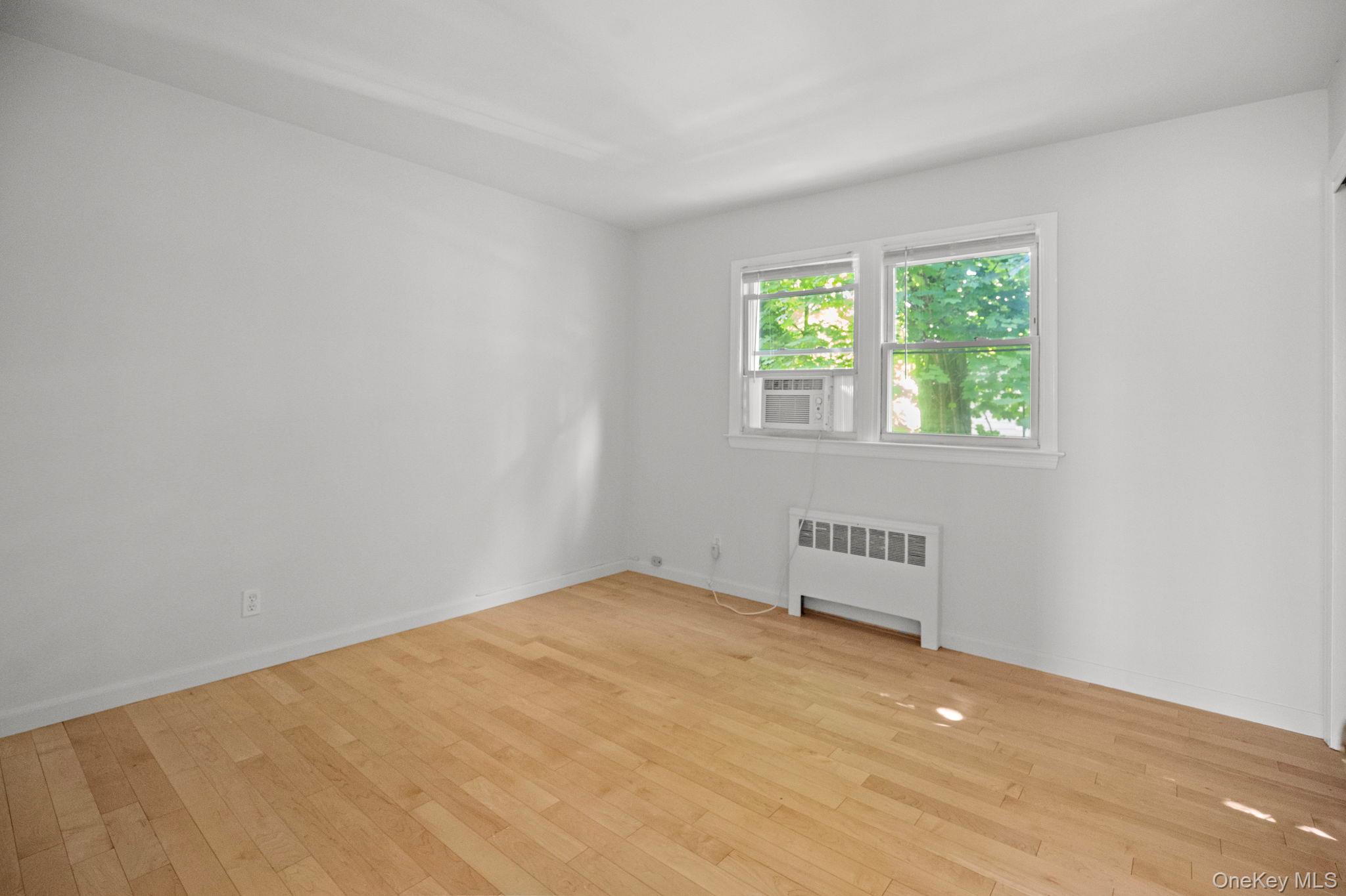 #14 photo, 25 Maple Avenue, Chappaqua , NY 10514