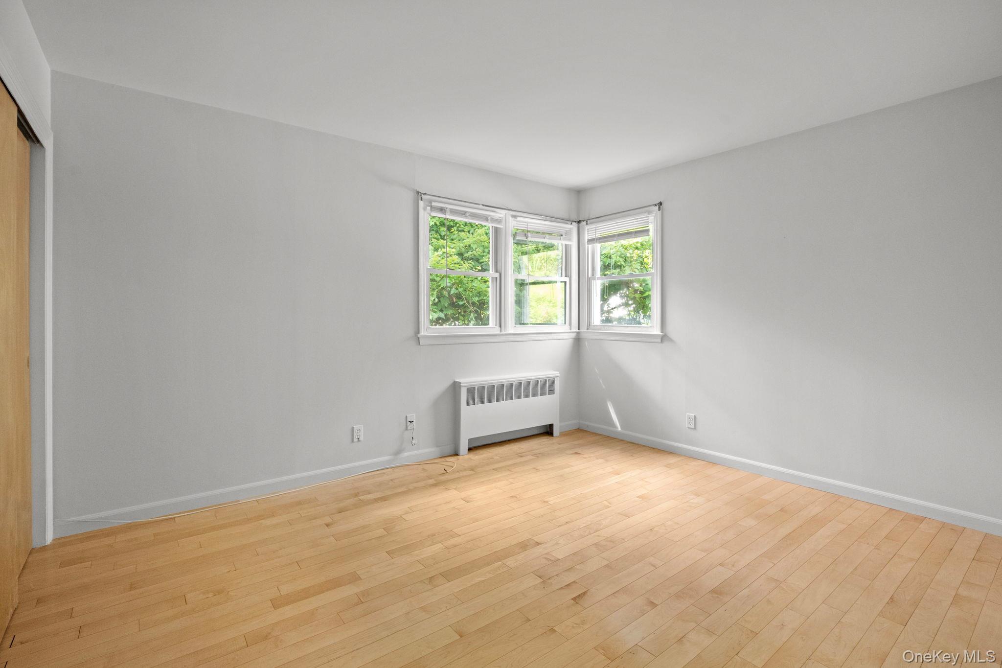 #17 photo, 25 Maple Avenue, Chappaqua , NY 10514