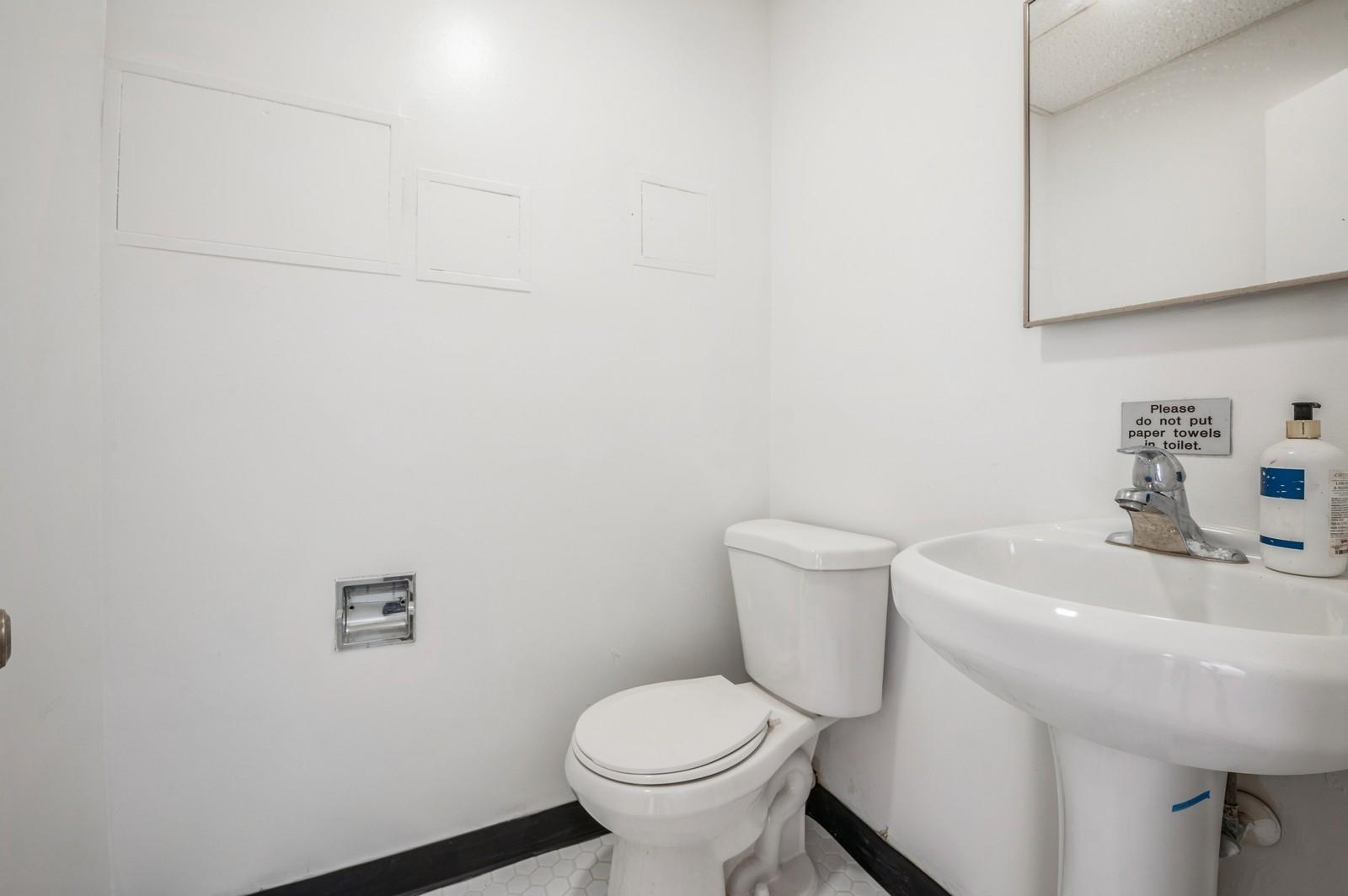 #14 photo, 499 N Broadway, White Plains , NY 10603