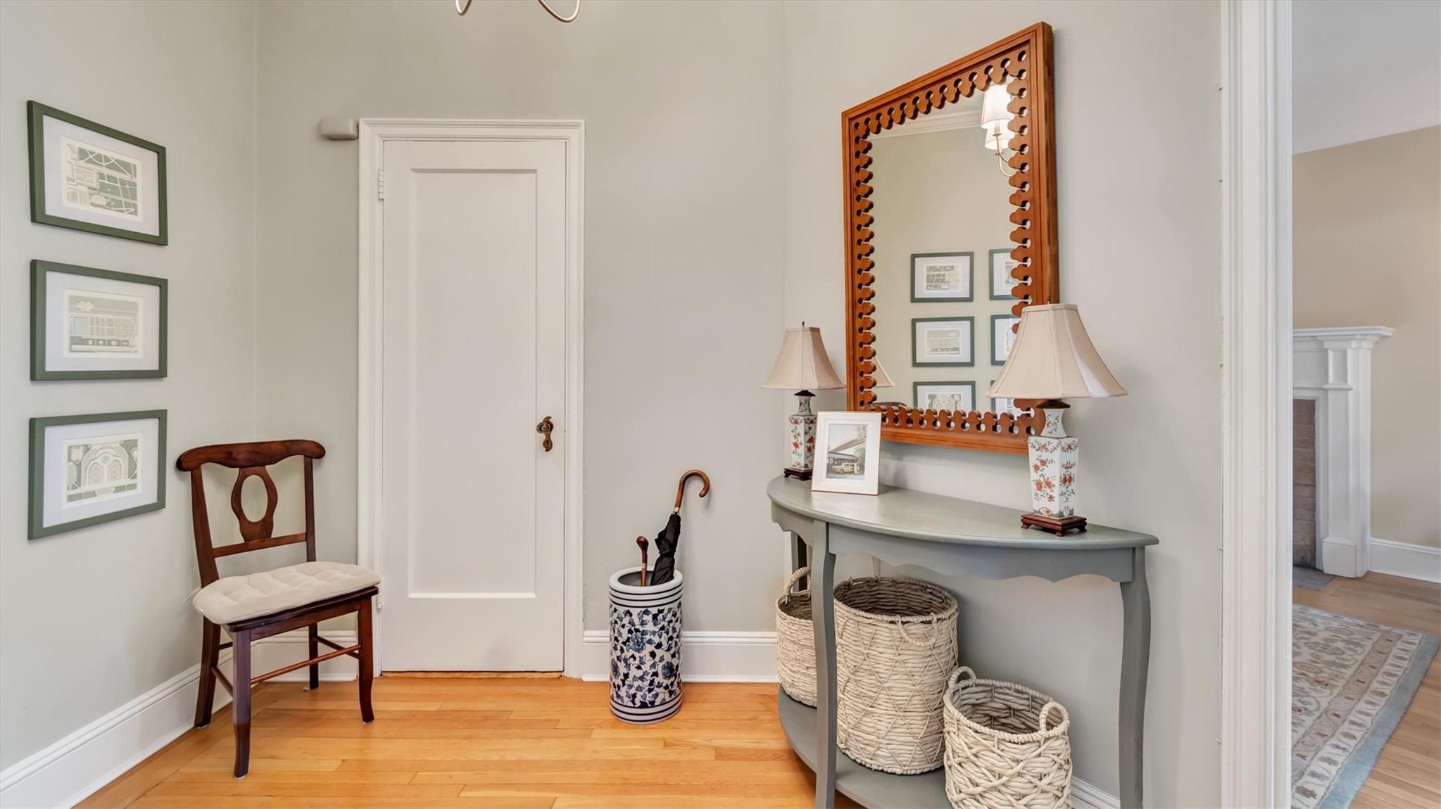 #10 photo, 8 Barstow Road, Great Neck , NY 11021