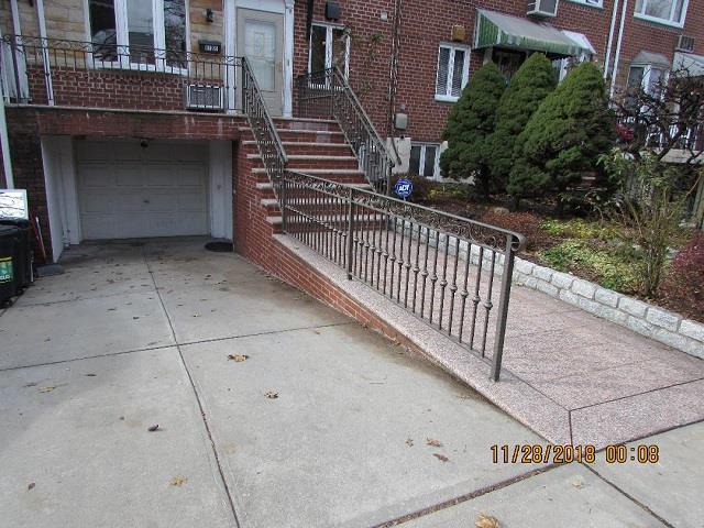 #5 photo, 61-56 70th Street, Middle Village , NY 11379