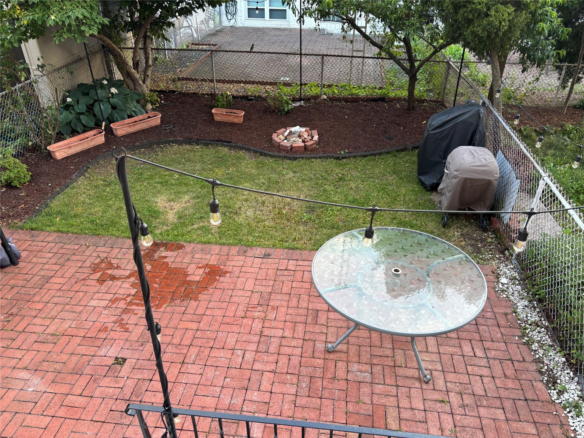 #6 photo, 61-56 70th Street, Middle Village , NY 11379