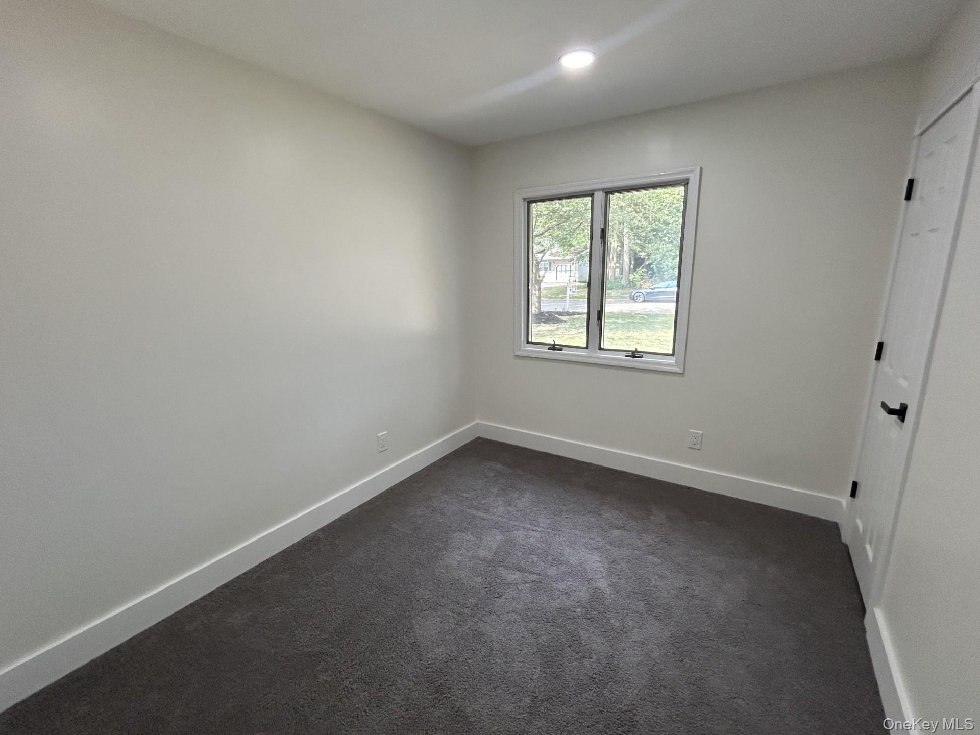 #11 photo, 5 Poplar Court, Miller Place , NY 11764