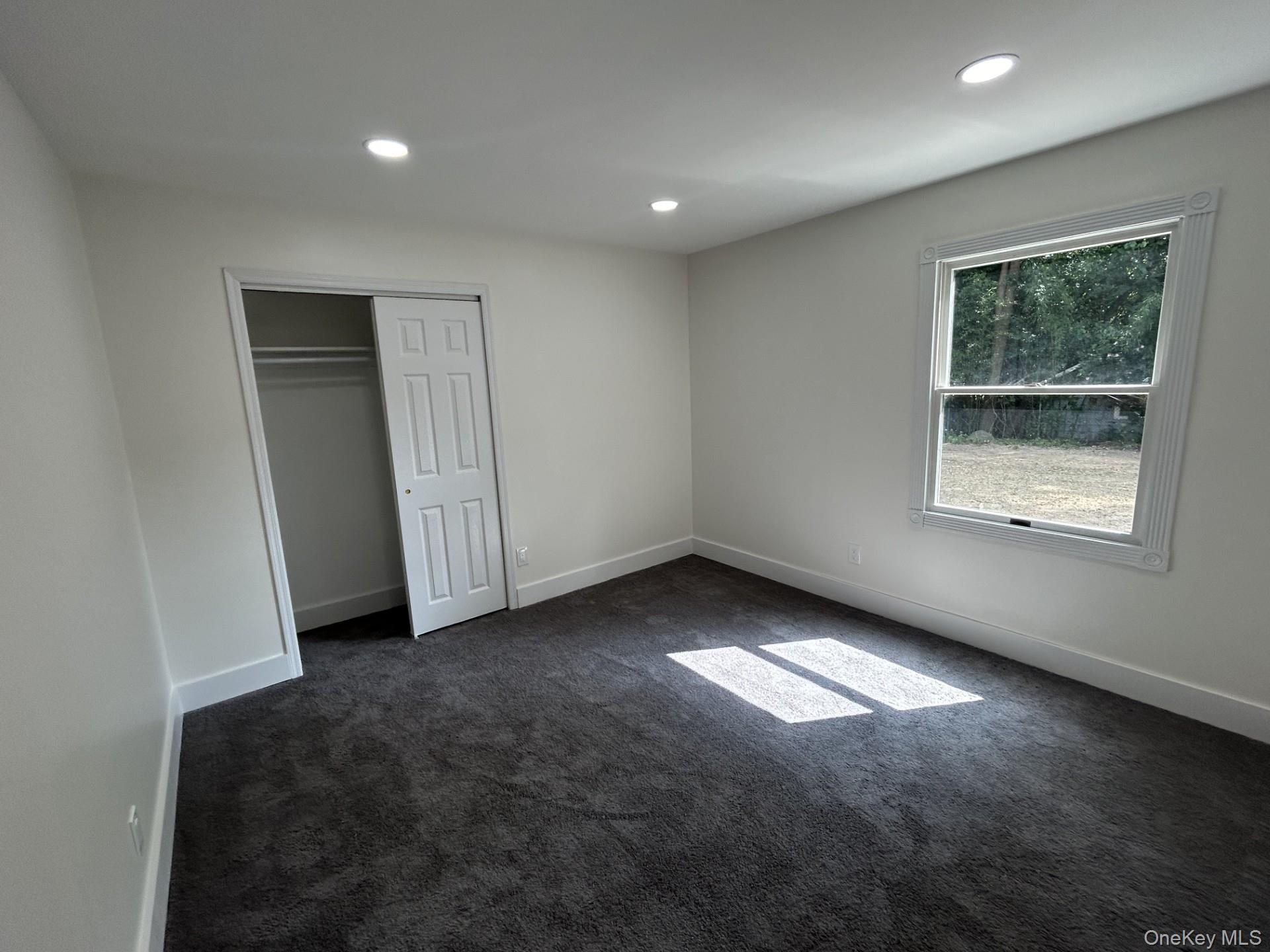 #14 photo, 5 Poplar Court, Miller Place , NY 11764