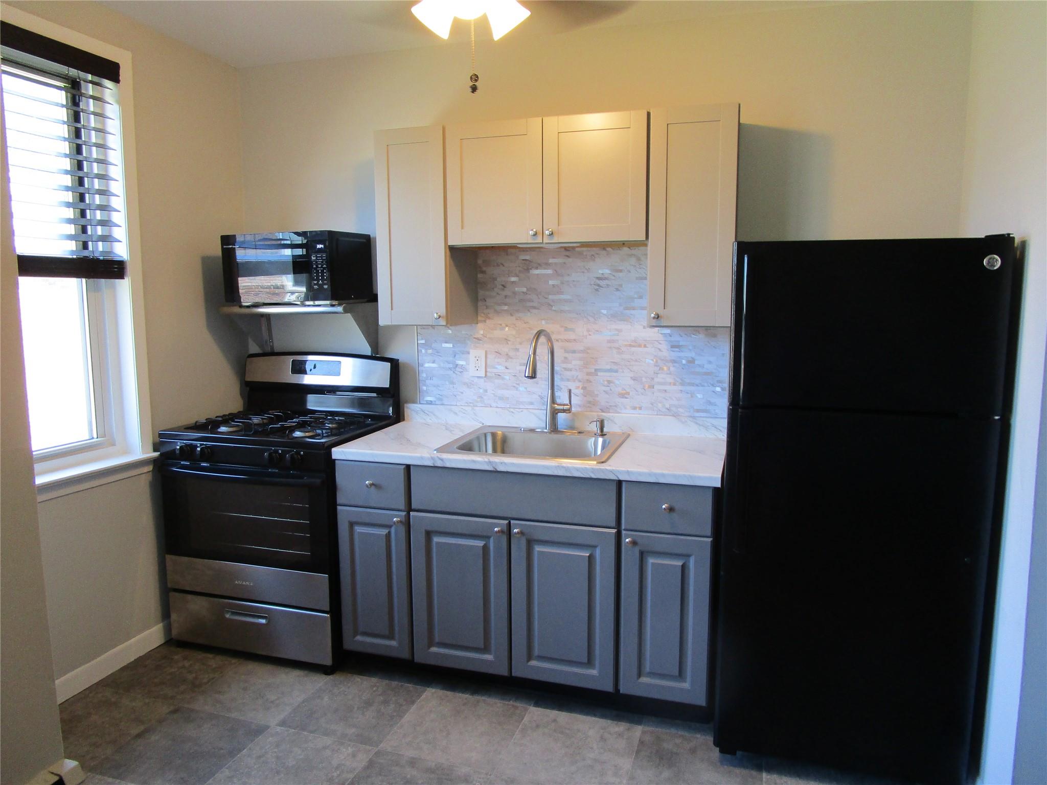 #13 photo, 20 Daley Place, ナッソー郡 Lynbrook , NY 11563