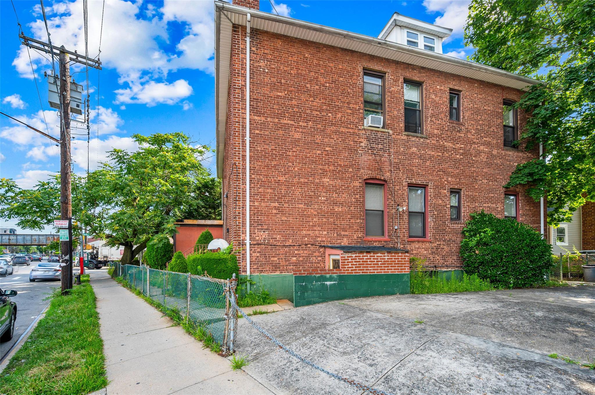 #16 photo, 137-06 Bedell Street, Springfield Gardens , NY 11413