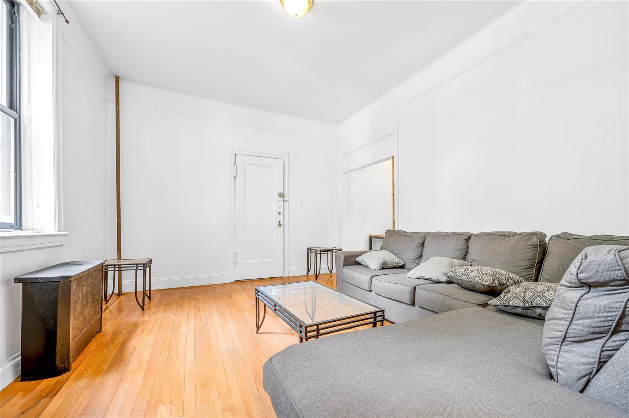 #6 photo, 137-06 Bedell Street, Springfield Gardens , NY 11413