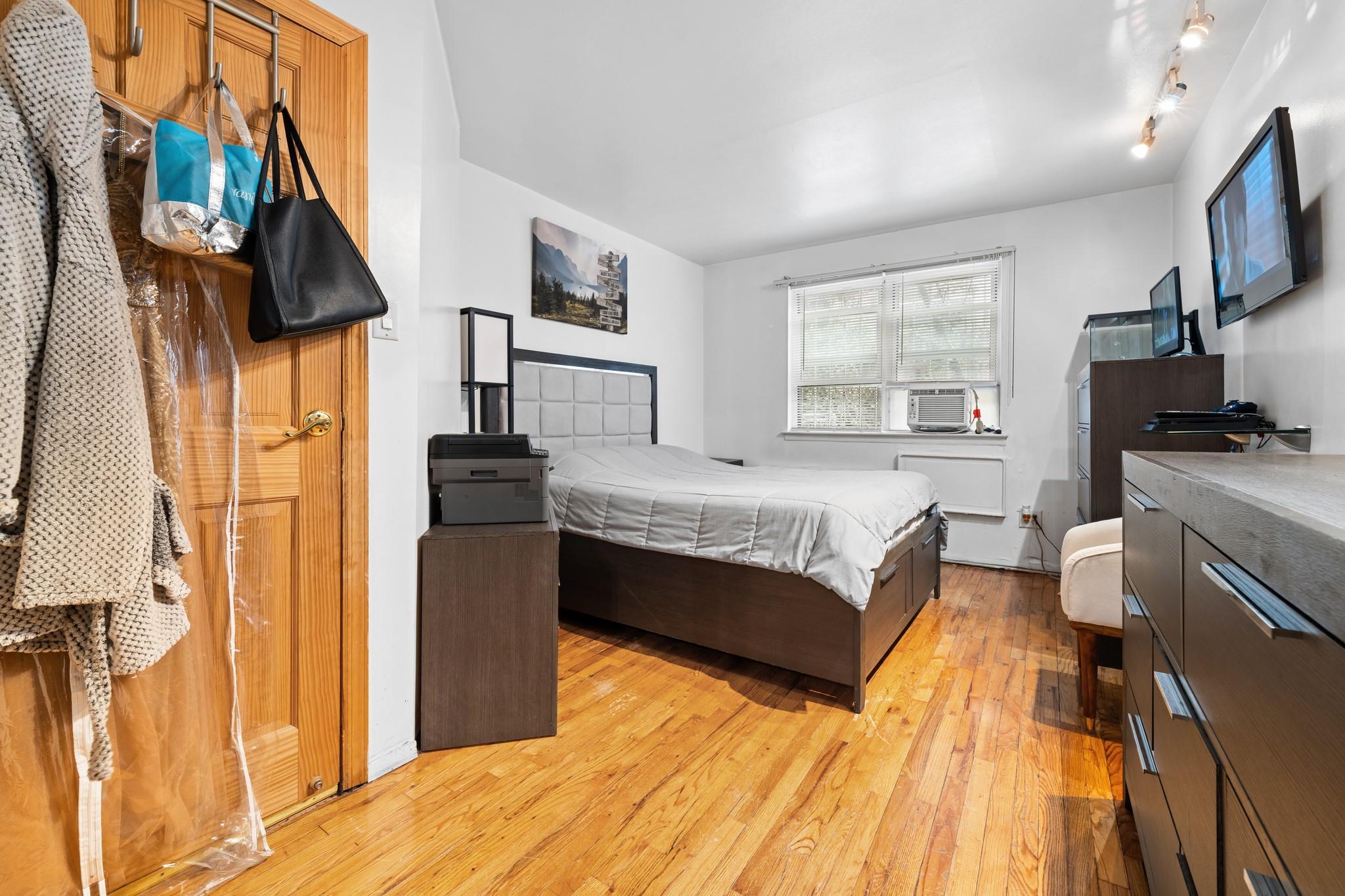 #20 photo, 249 Newkirk Avenue, ブルックリン区 Brooklyn , NY 11230