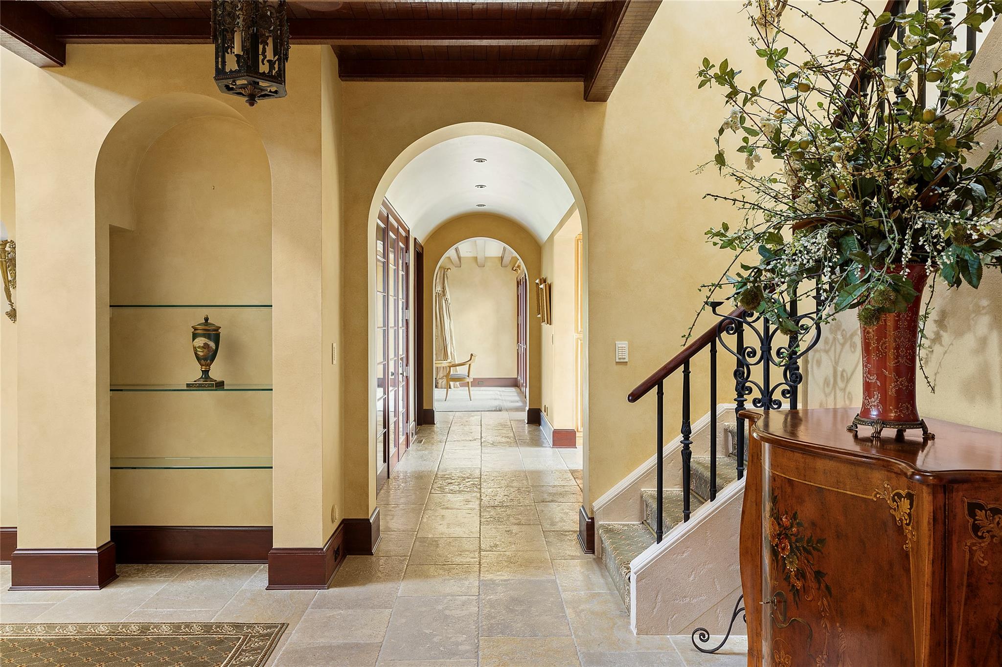 #13 photo, 5 Half Moon Lane, Sands Point , NY 11050