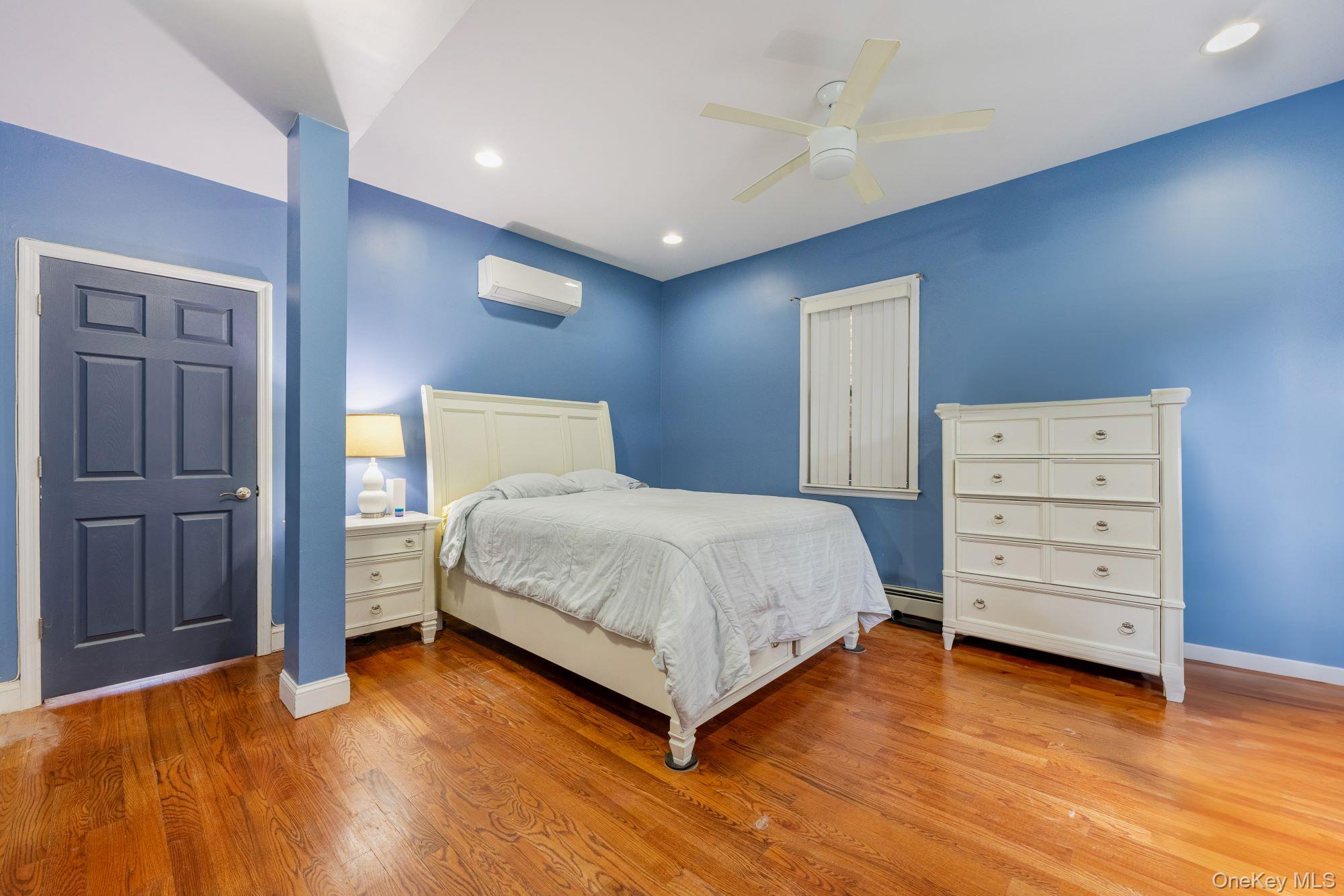 #10 photo, 1050 E 232nd Street, 布朗士 Bronx , NY 10466