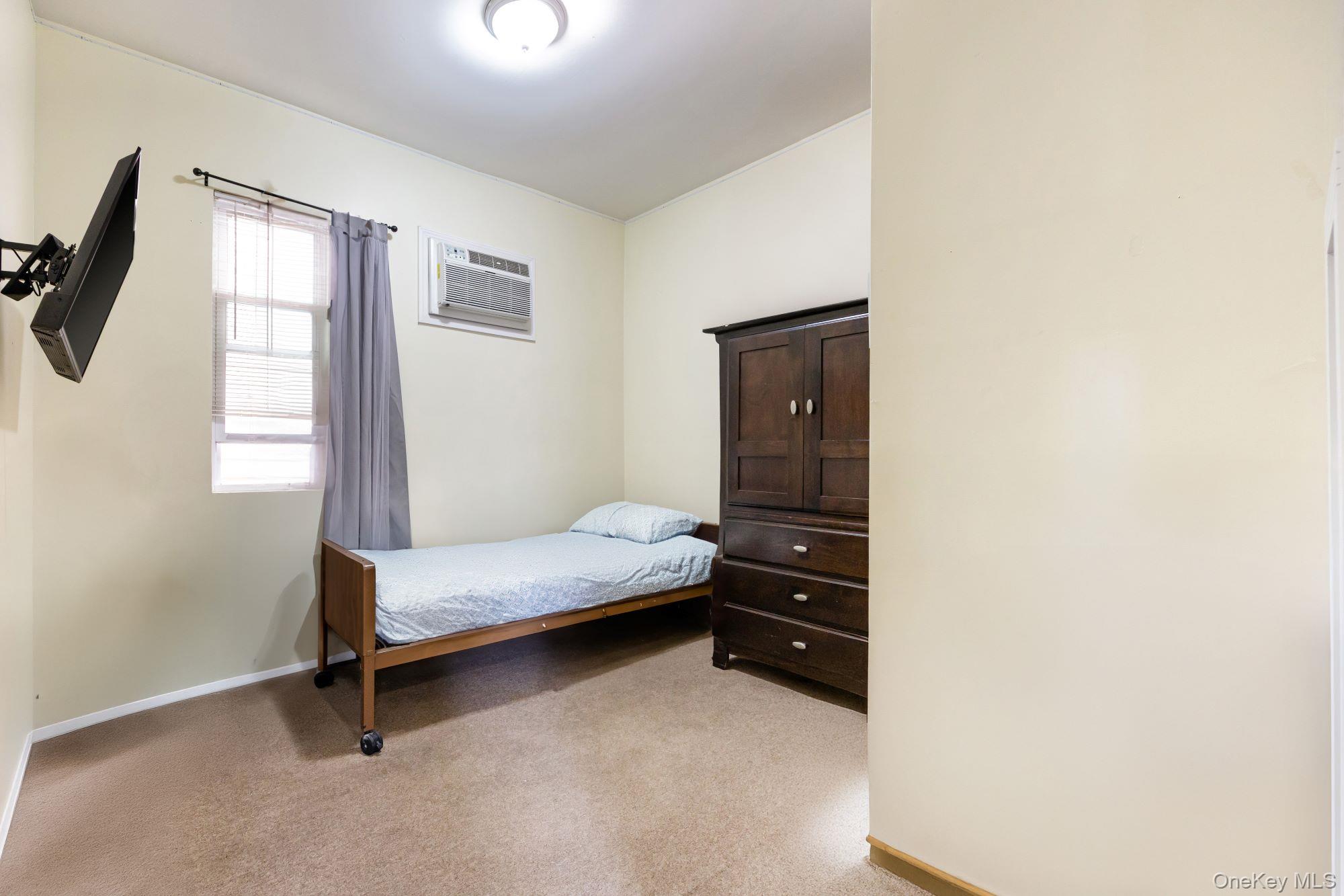 #13 photo, 1050 E 232nd Street, 布朗士 Bronx , NY 10466