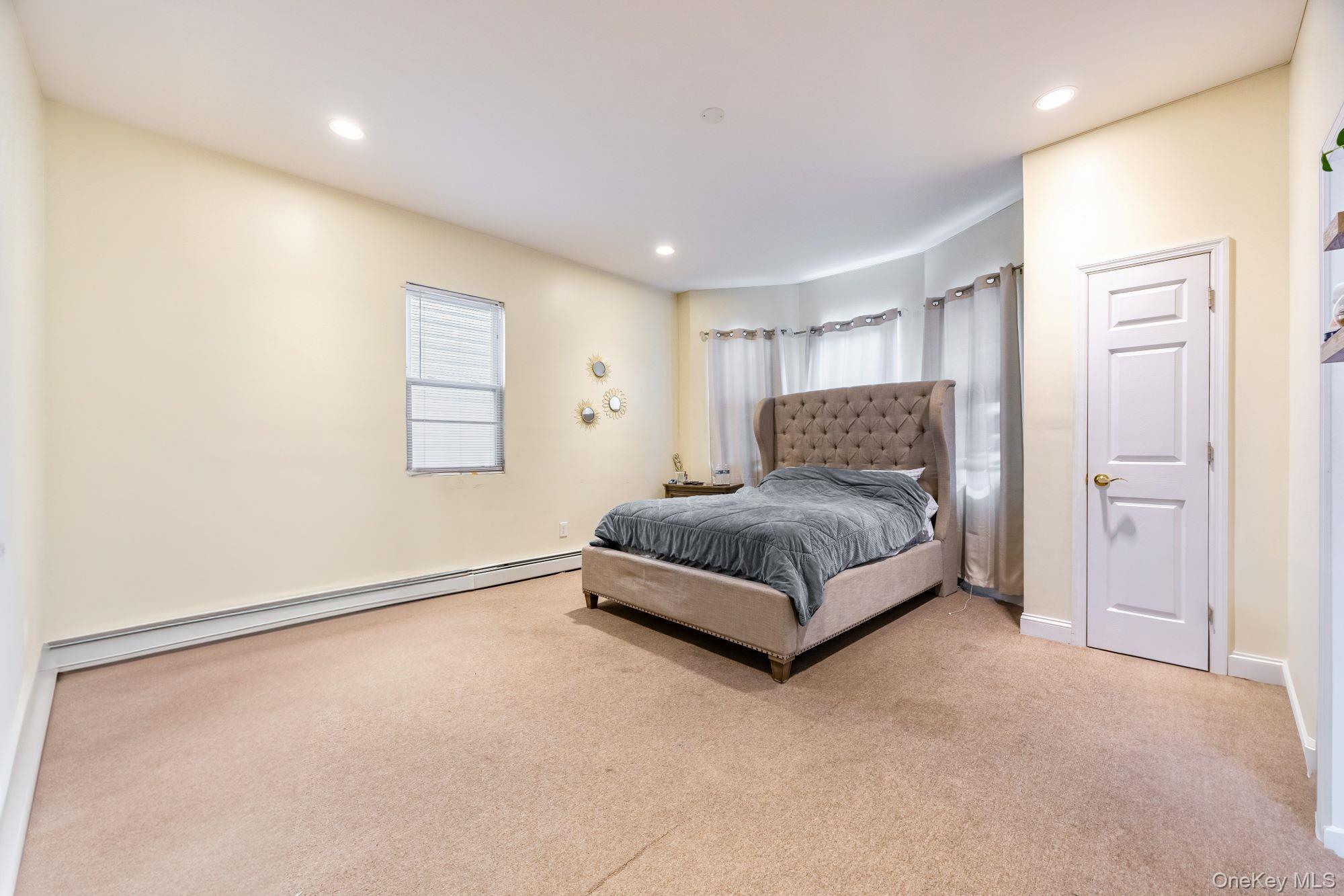 #15 photo, 1050 E 232nd Street, 布朗士 Bronx , NY 10466