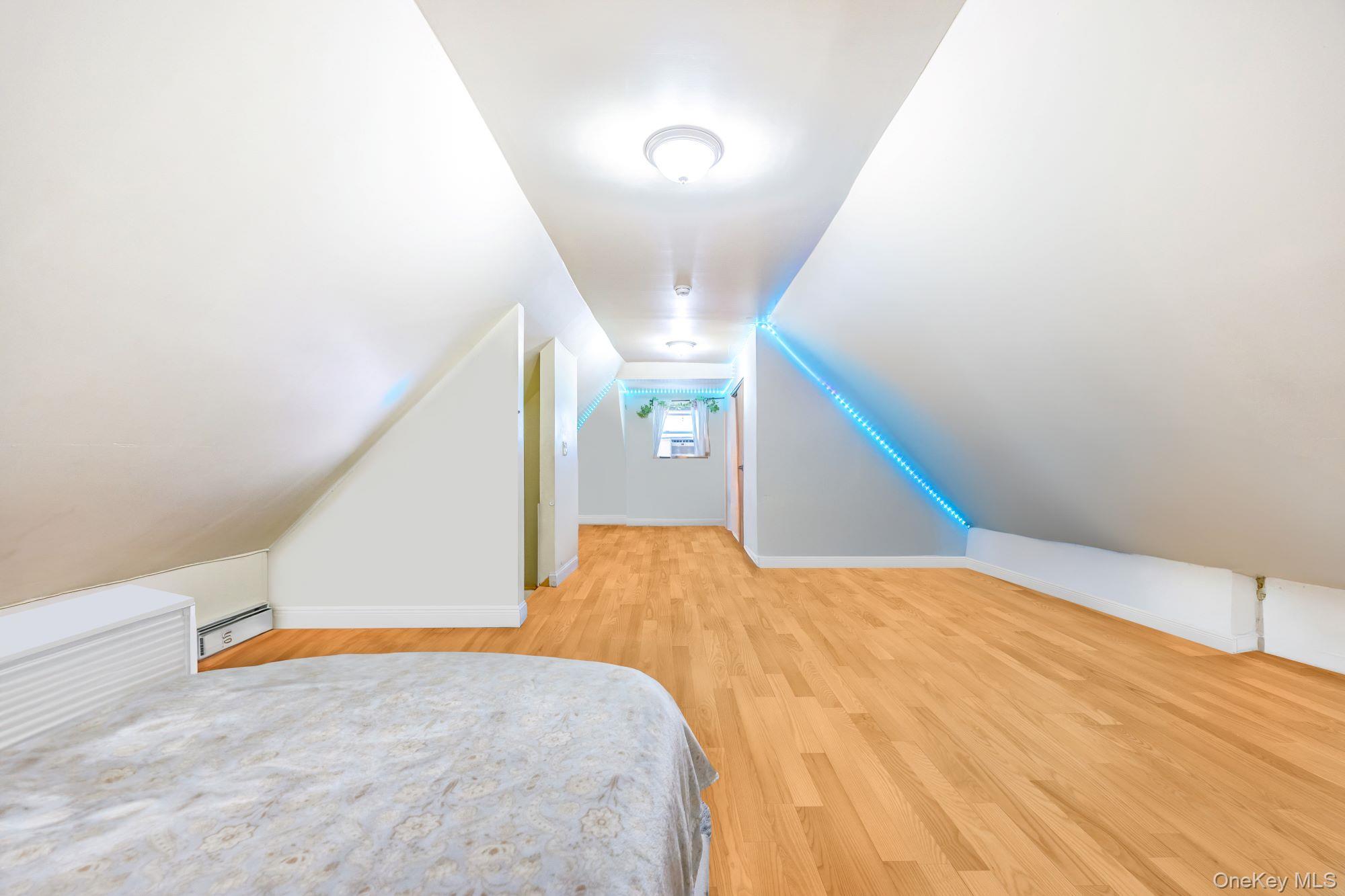 #19 photo, 1050 E 232nd Street, 布朗士 Bronx , NY 10466