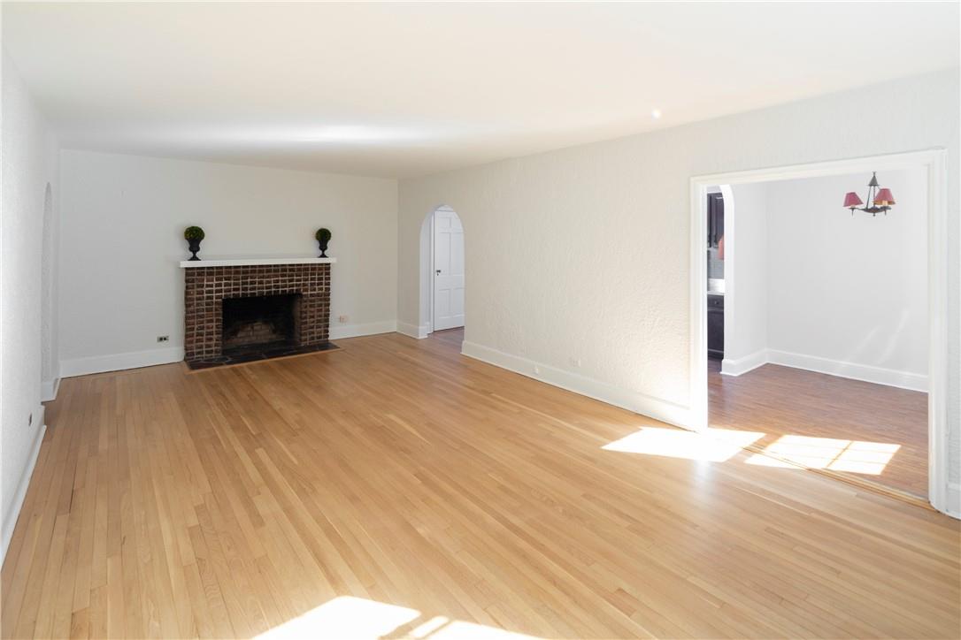 #5 photo, 270 Bronxville Road, Bronxville , NY 10708