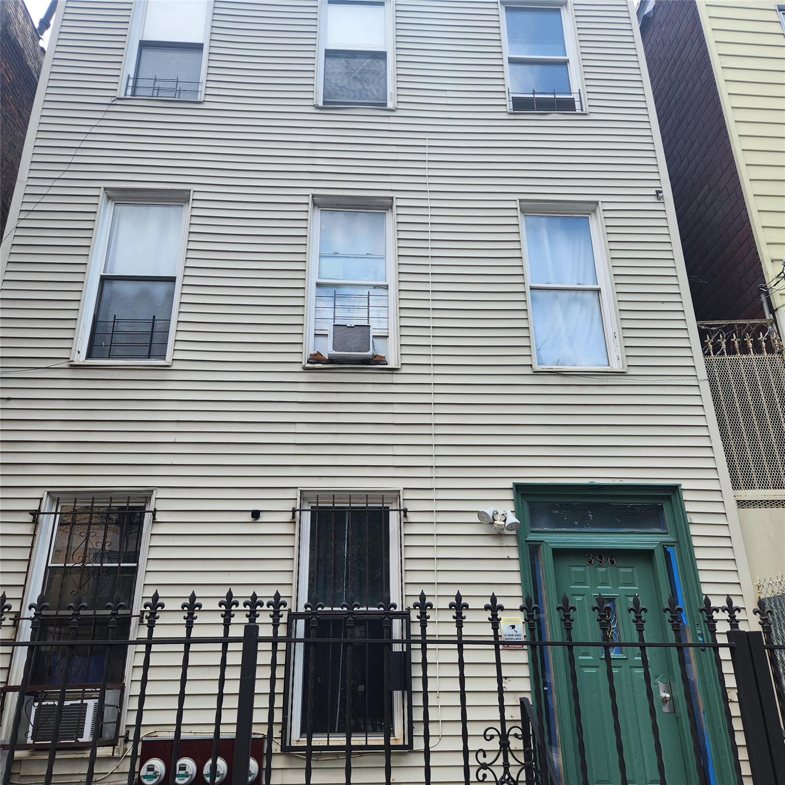 #1 photo, 396 E 155th Street, ブロンクス区 Bronx , NY 10455