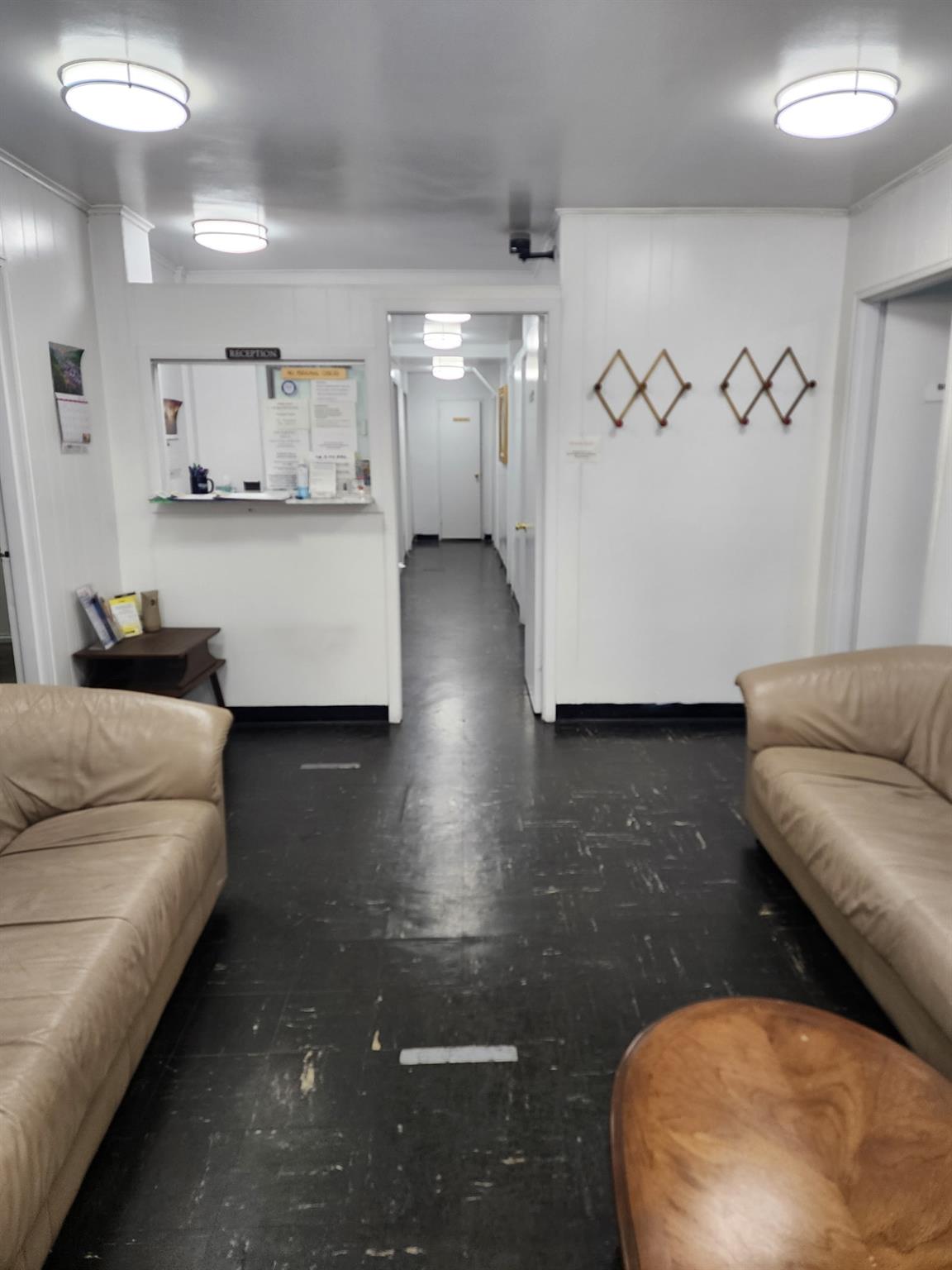 #2 photo, 100-25 Queens Boulevard, クイーンズ区 Forest Hills , NY 11375