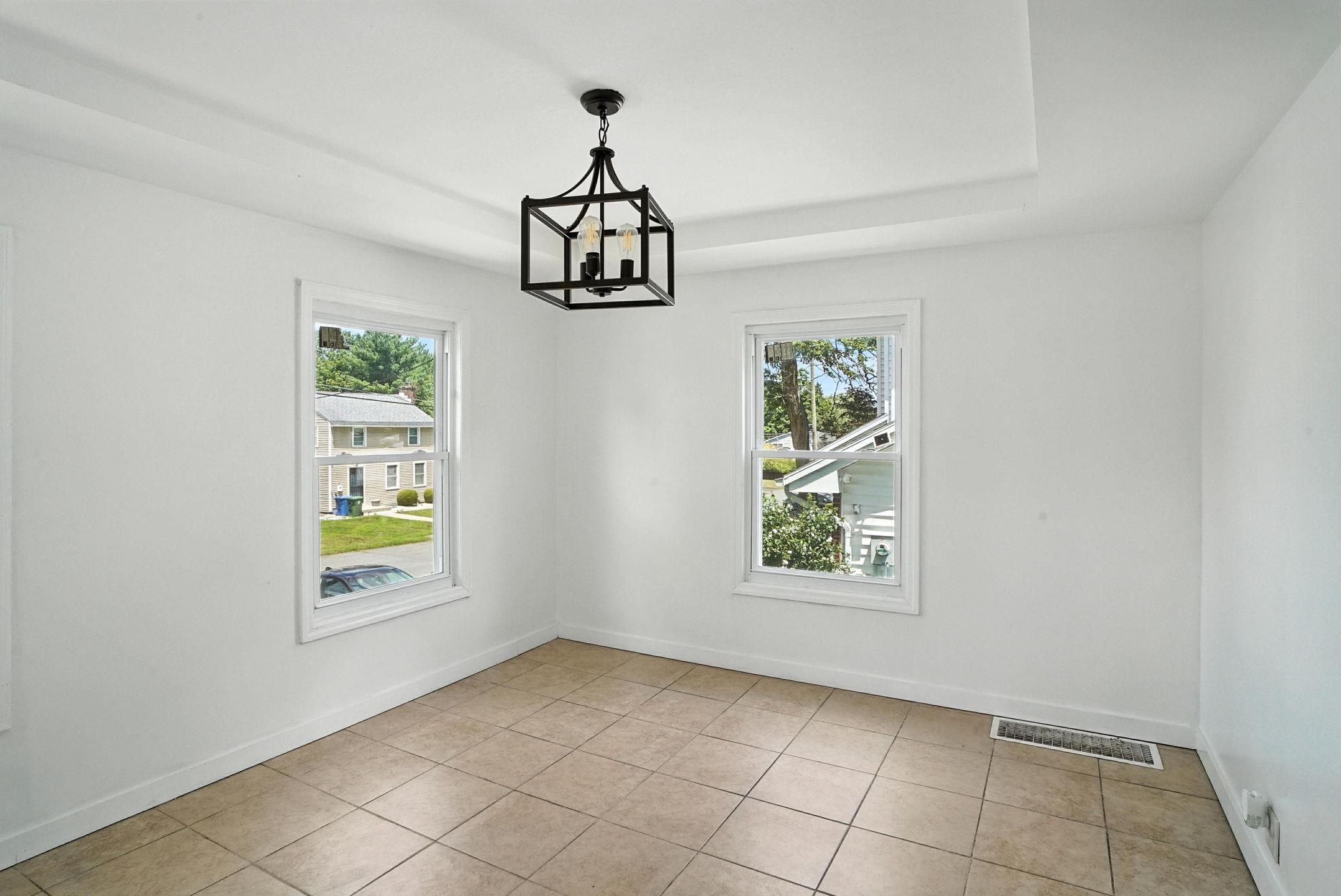 #7 photo, 71 Commonwealth Avenue, Middletown , NY 10940