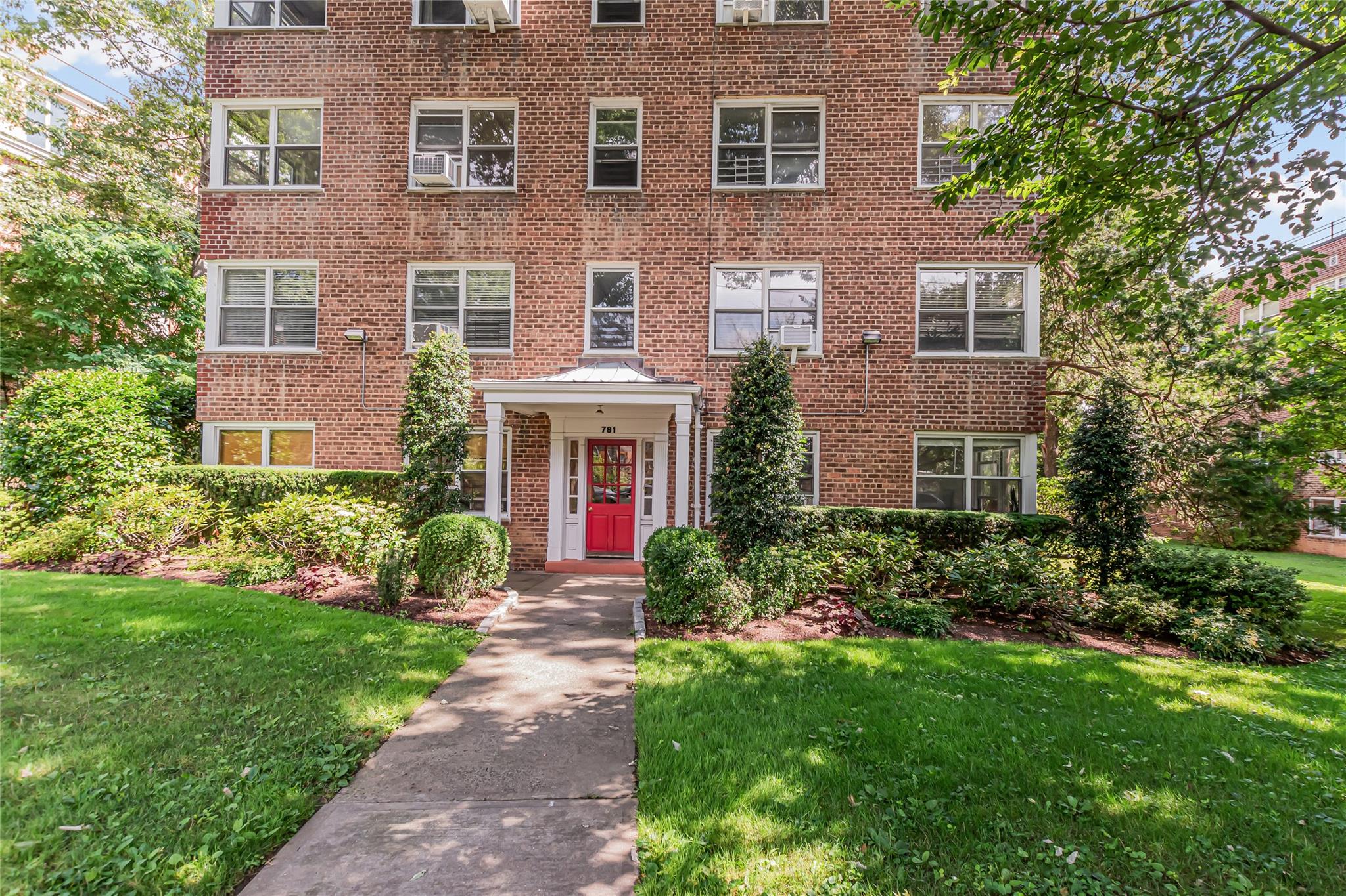 #1 photo, 781 Palmer Road, Yonkers , NY 10708
