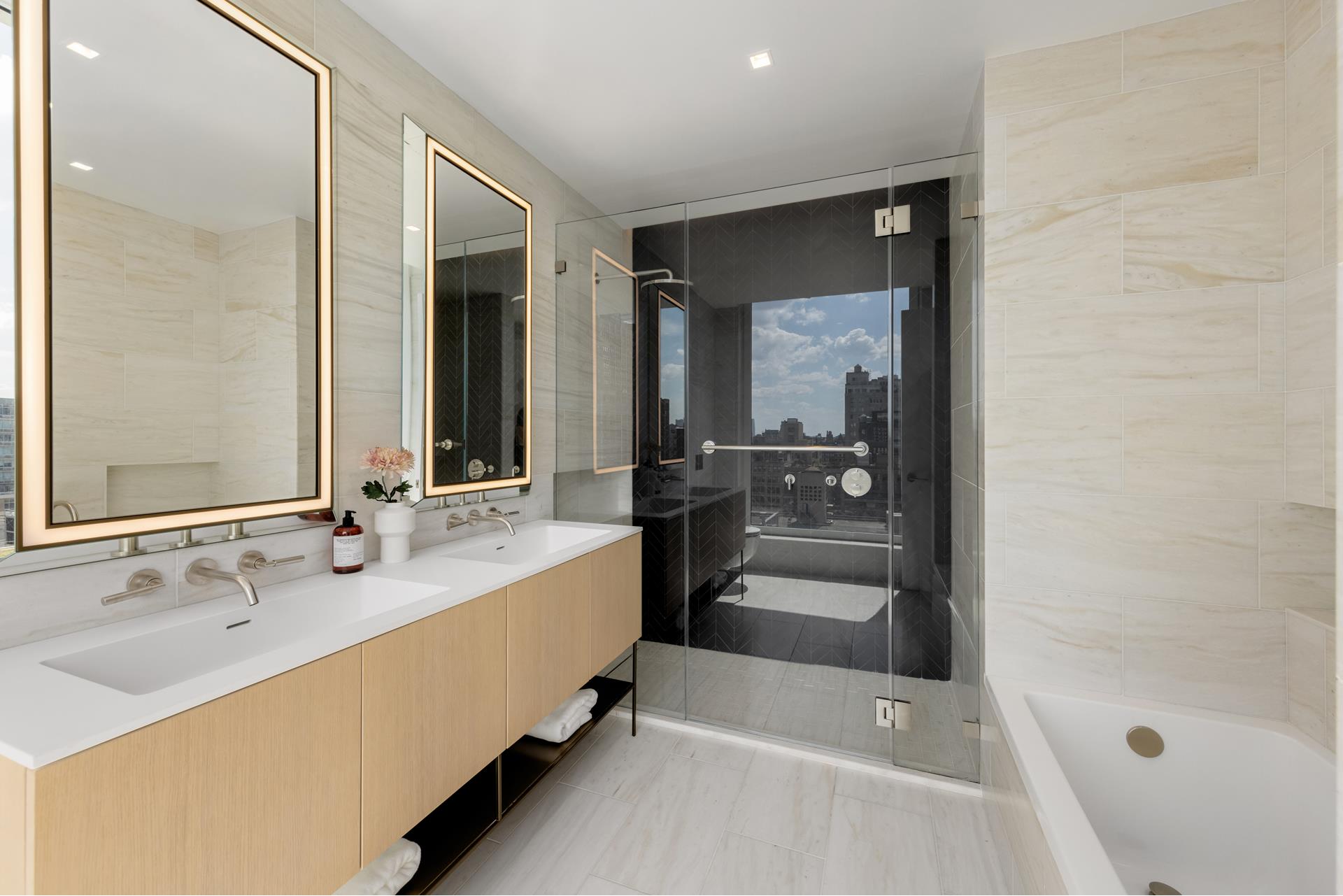 #12 photo, 215 W 28TH Street, マンハッタン Chelsea , NY 10001