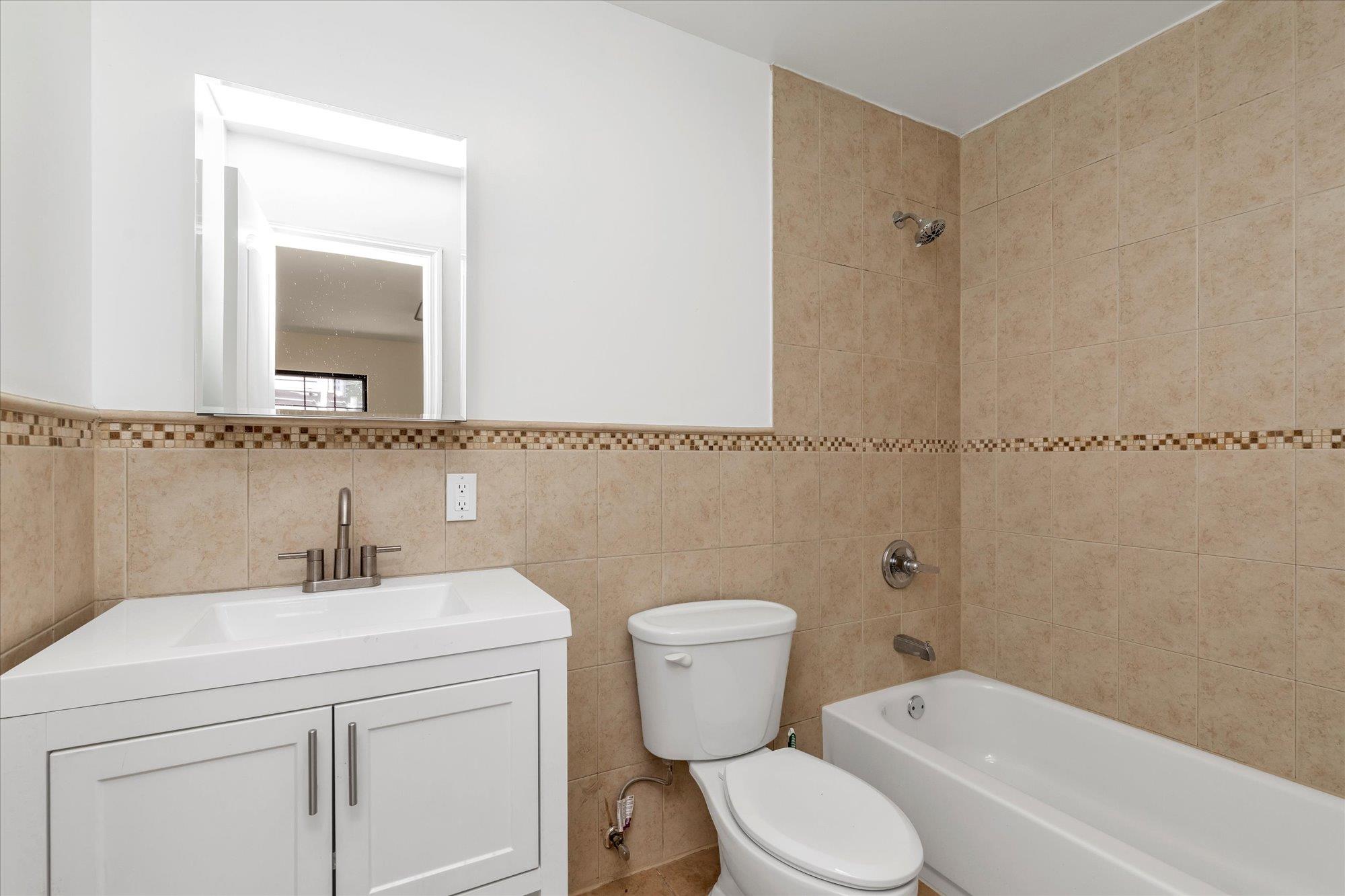 #7 photo, 170 Beach 4th Street, クイーンズ区 Far Rockaway , NY 11691