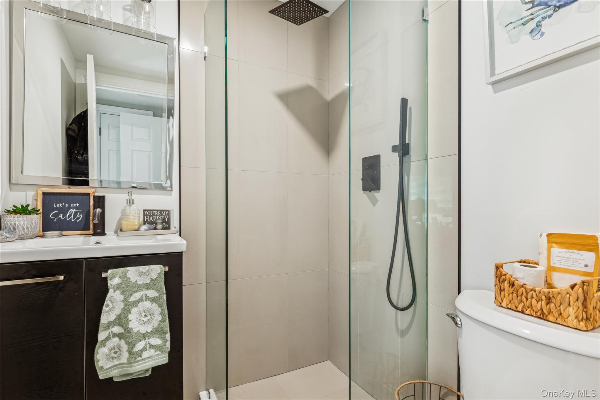 #13 photo, 39 Gould Road, サフォーク郡 Centereach , NY 11720