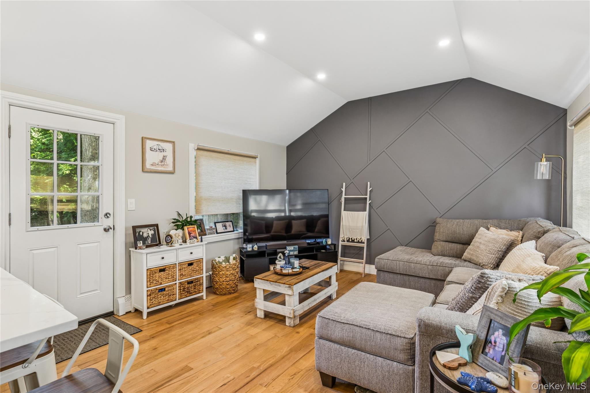 #5 photo, 39 Gould Road, サフォーク郡 Centereach , NY 11720