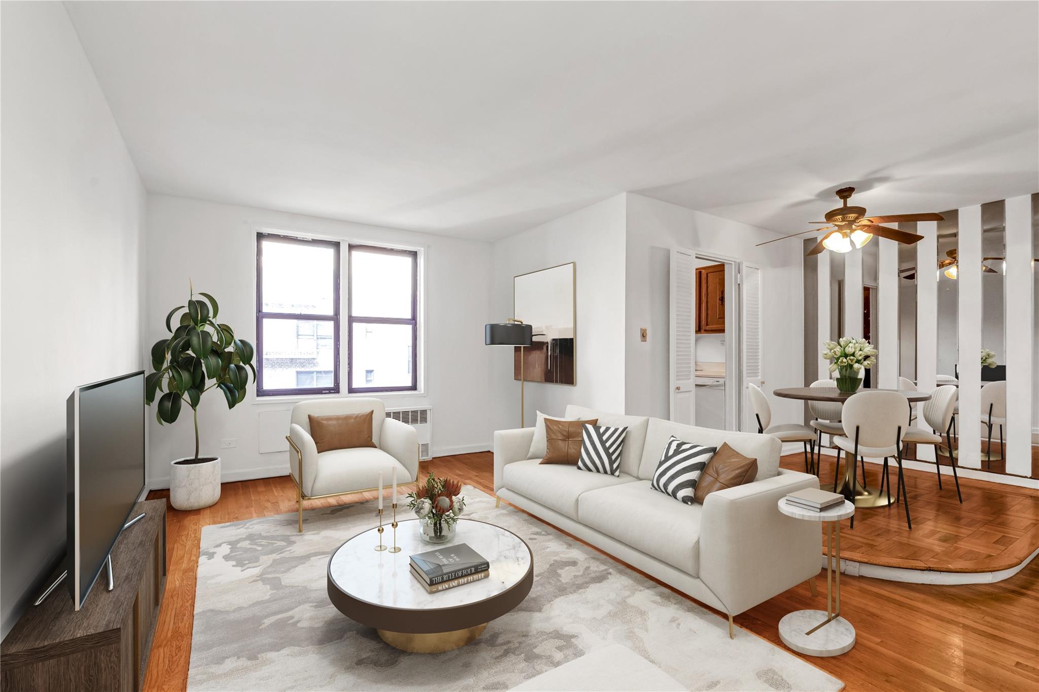 #2 photo, 141-05 Pershing Crescent, 皇后區 Briarwood , NY 11432