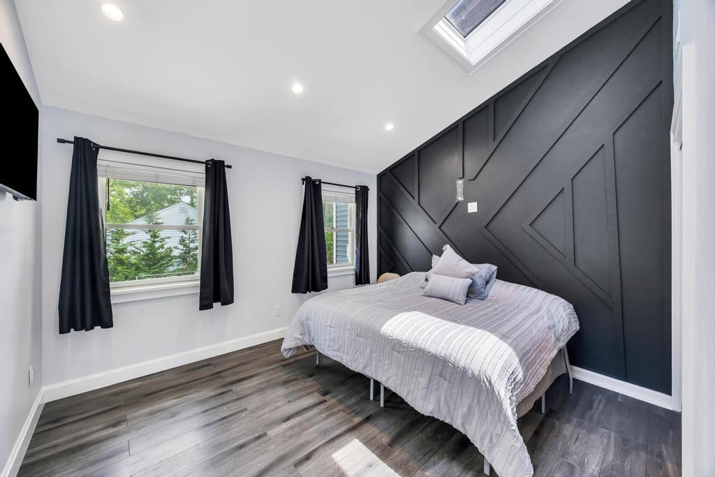 #13 photo, 322 Oak Neck Road, West Islip , NY 11795