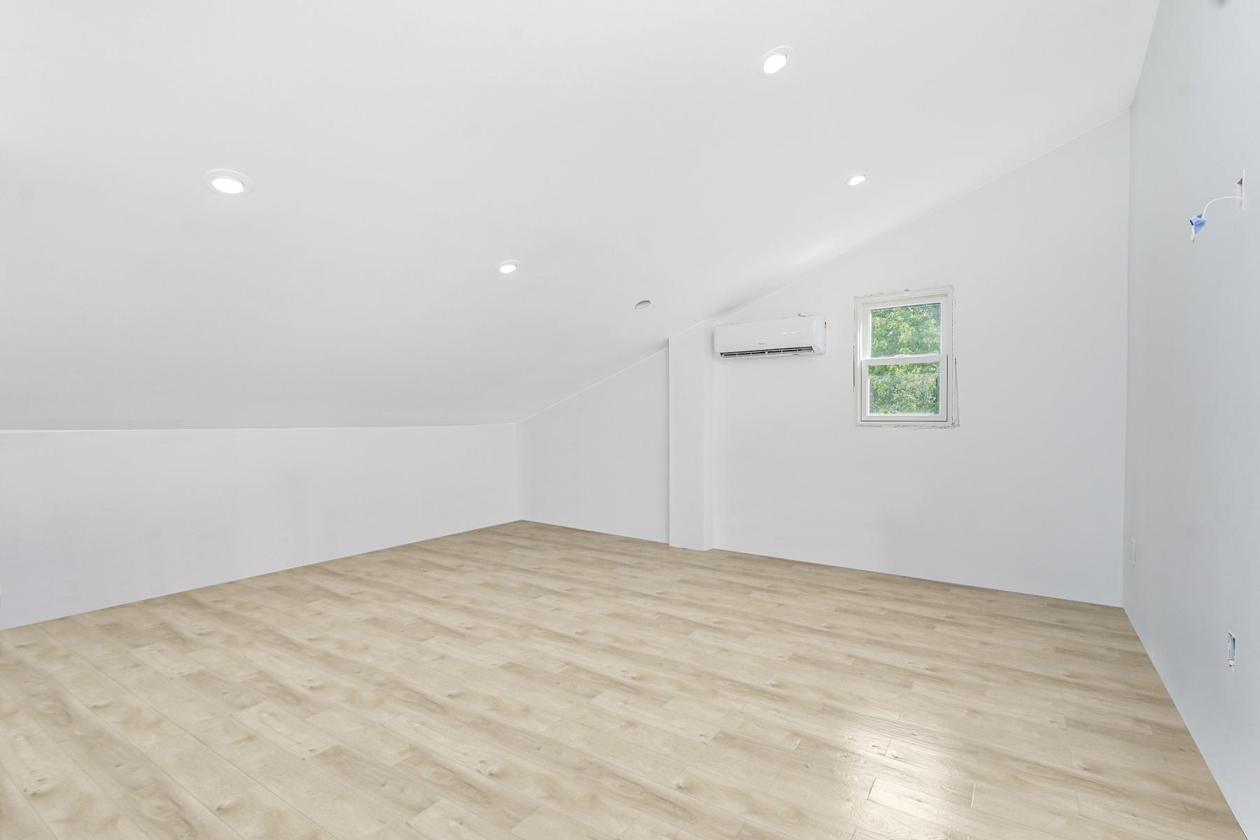 #16 photo, 25 Fuller Court, 史丹頓島 Staten Island , NY 10306