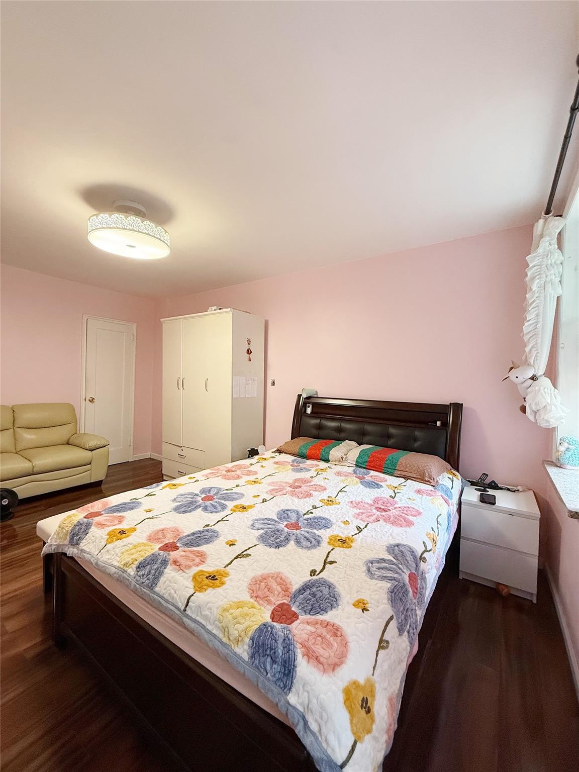 #6 photo, 14444 41st Avenue, Flushing , NY 11355