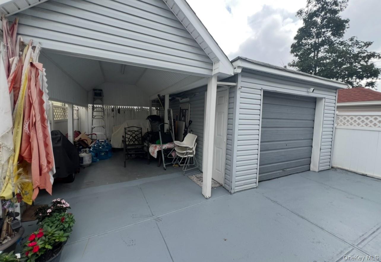 #8 photo, 9353 207th Street, クイーンズ区 Queens Village , NY 11428