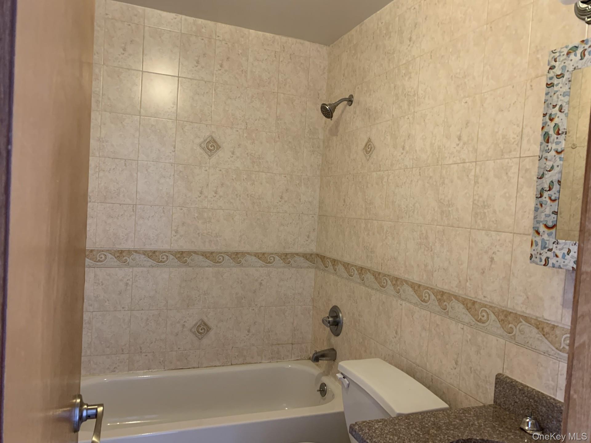 #5 photo, 7056 45th Avenue, クイーンズ区 Woodside , NY 11377