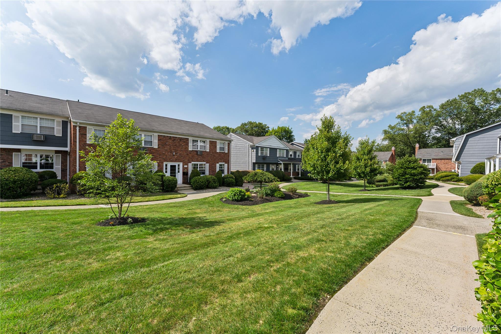 #1 photo, 109 Doxbury Lane, 紐約州 Suffern , NY 10901