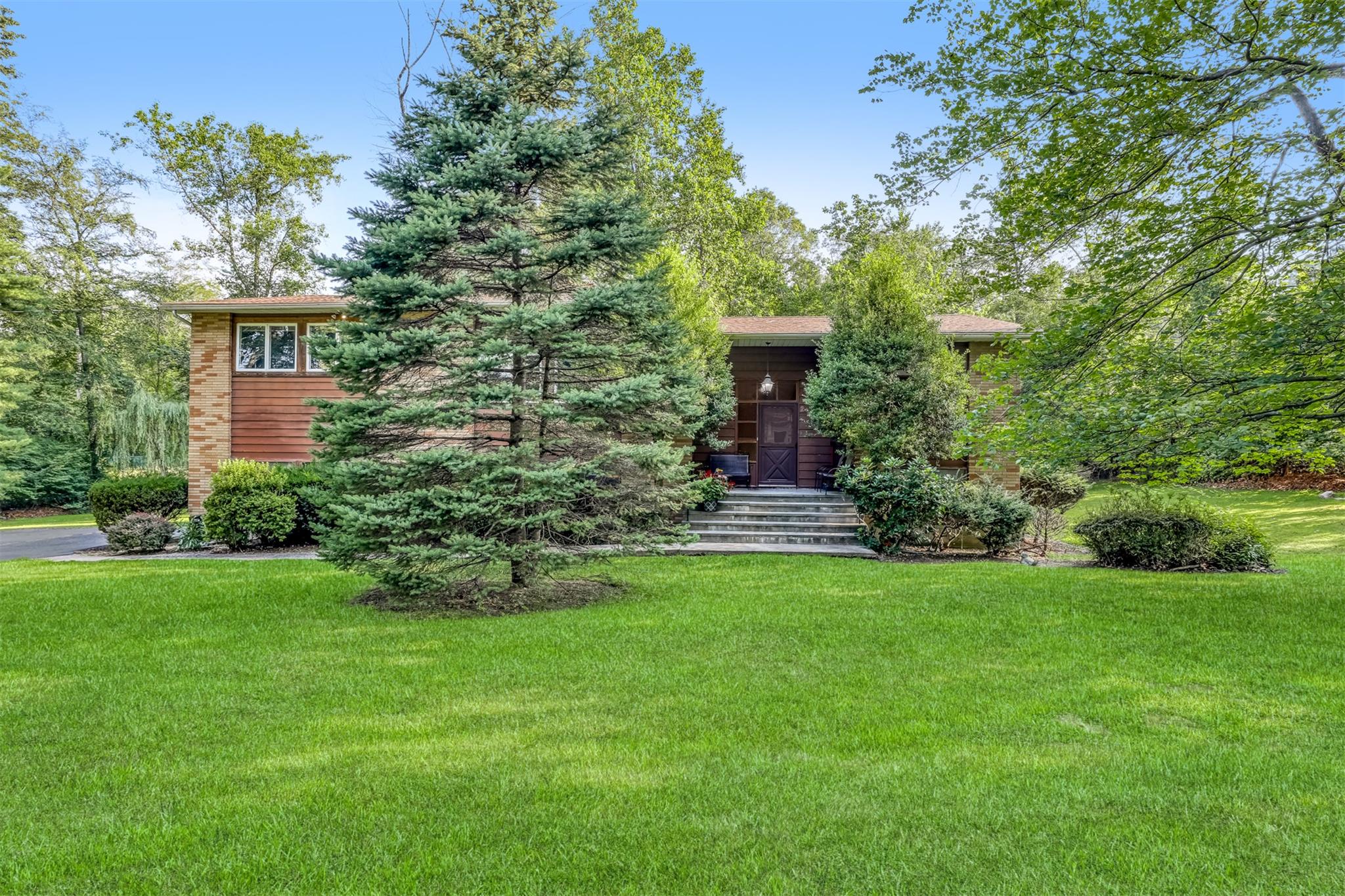 #1 photo, 2 Olympia Lane, 紐約州 Monsey , NY 10952