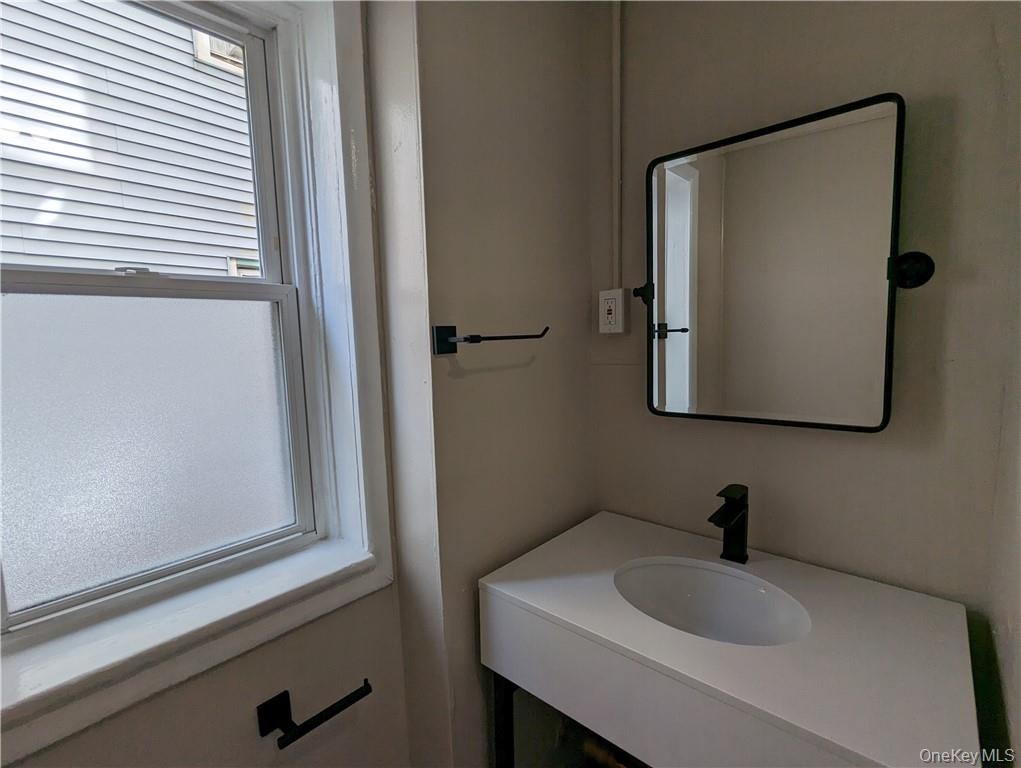 #17 photo, 65 Academy Street, Poughkeepsie , NY 12601