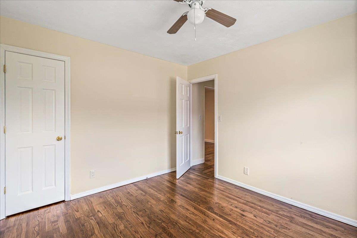 #13 photo, 16-37 Utopia Parkway, クイーンズ区 Whitestone , NY 11357